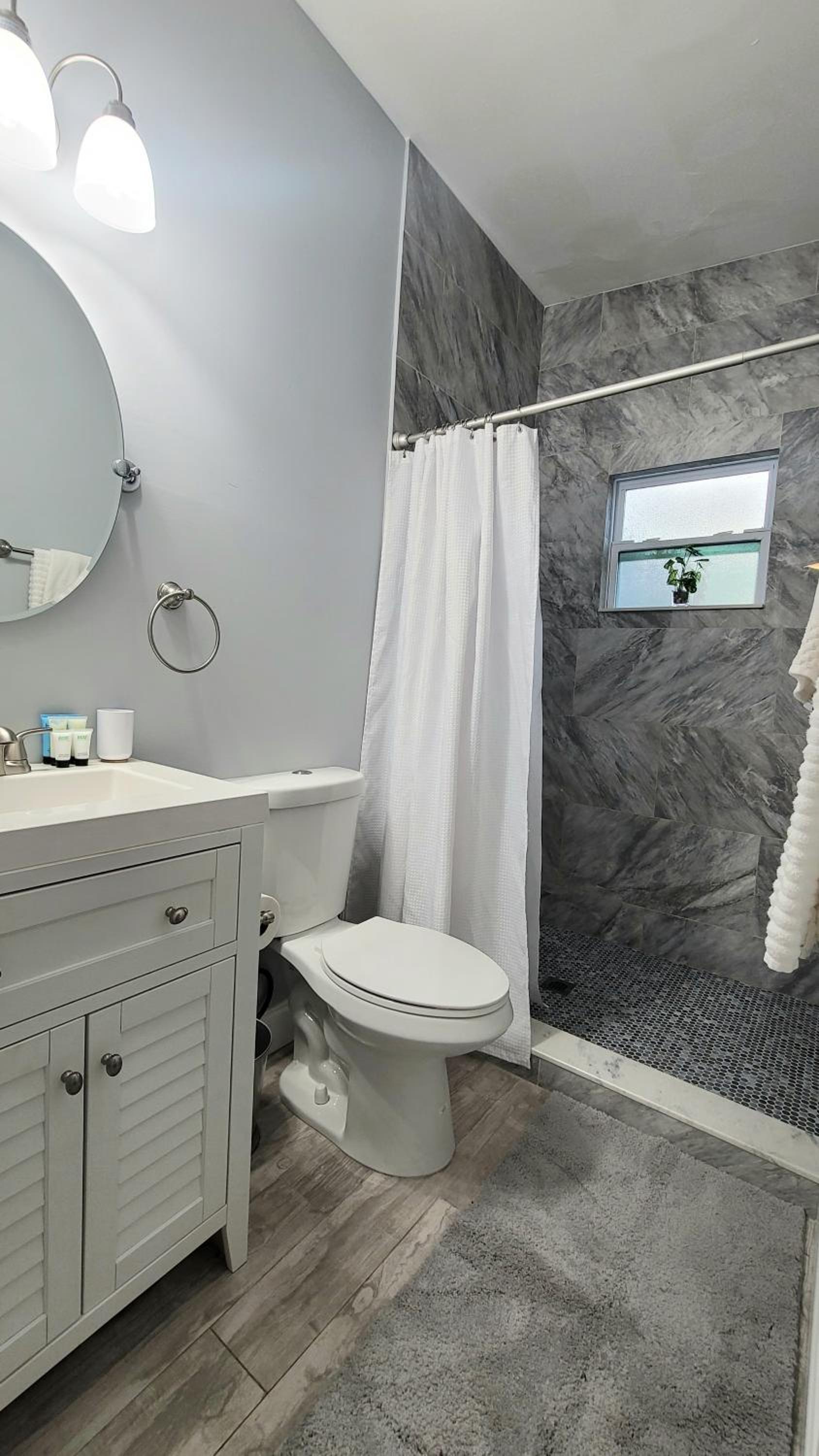 BEACHWAY INN photo 13