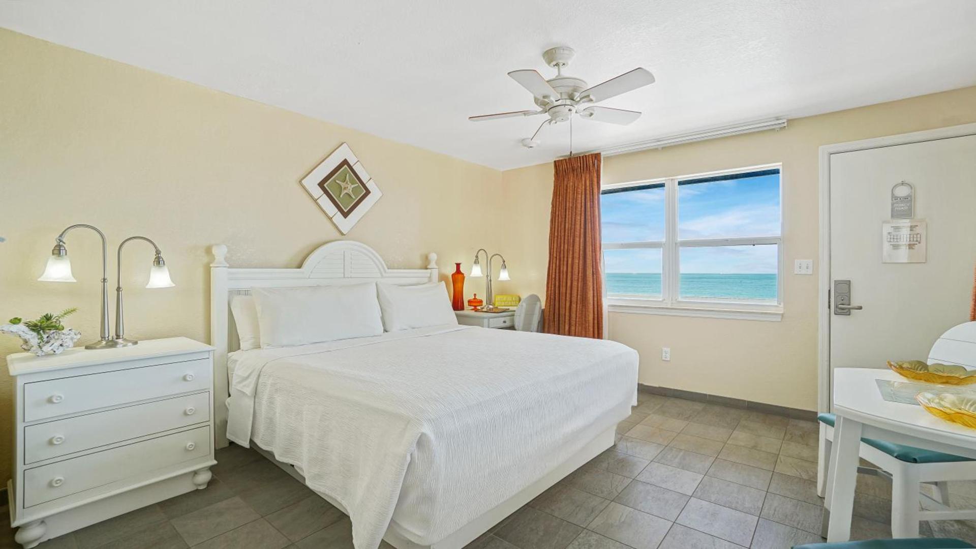 Glunz Ocean Beach Hotel and Resort photo 7