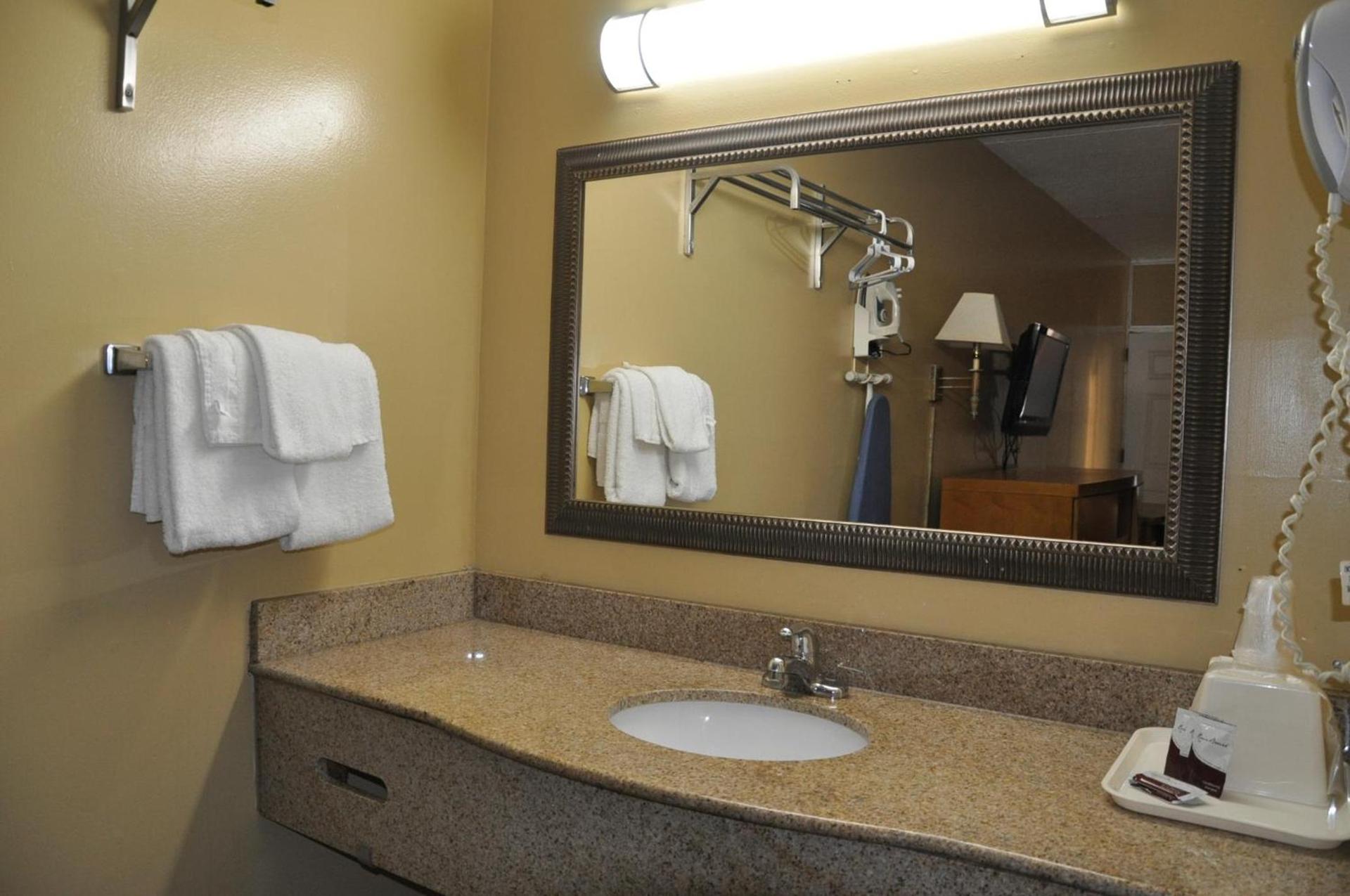 Best Rest Inn - Jacksonville photo 7