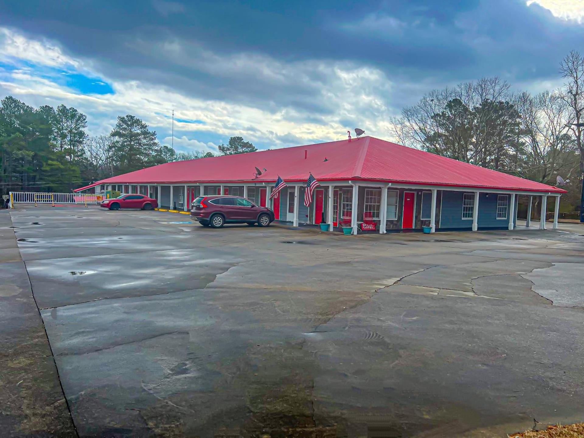 Smith Motel photo 2