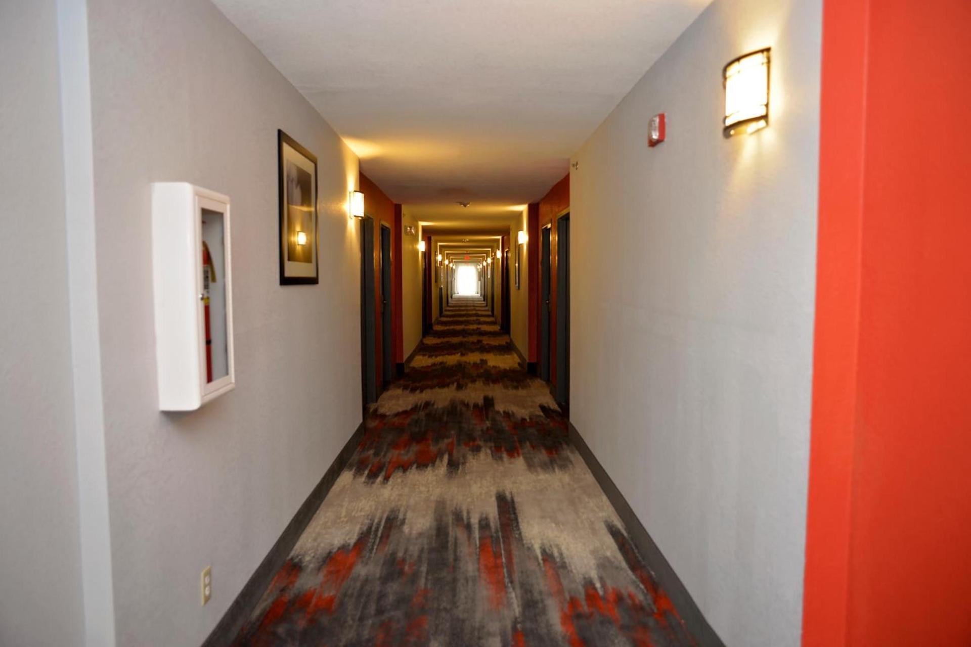 Comfort Inn & Suites Carrollton photo 13