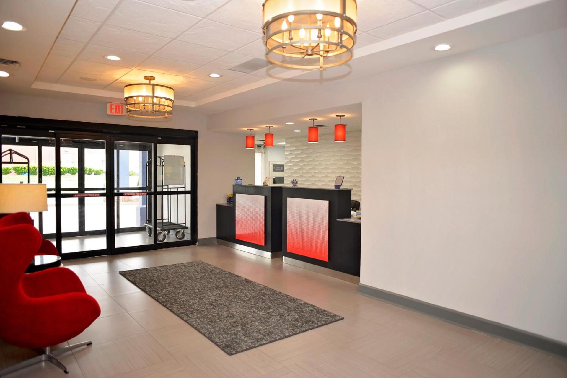 Comfort Inn & Suites Carrollton photo 21