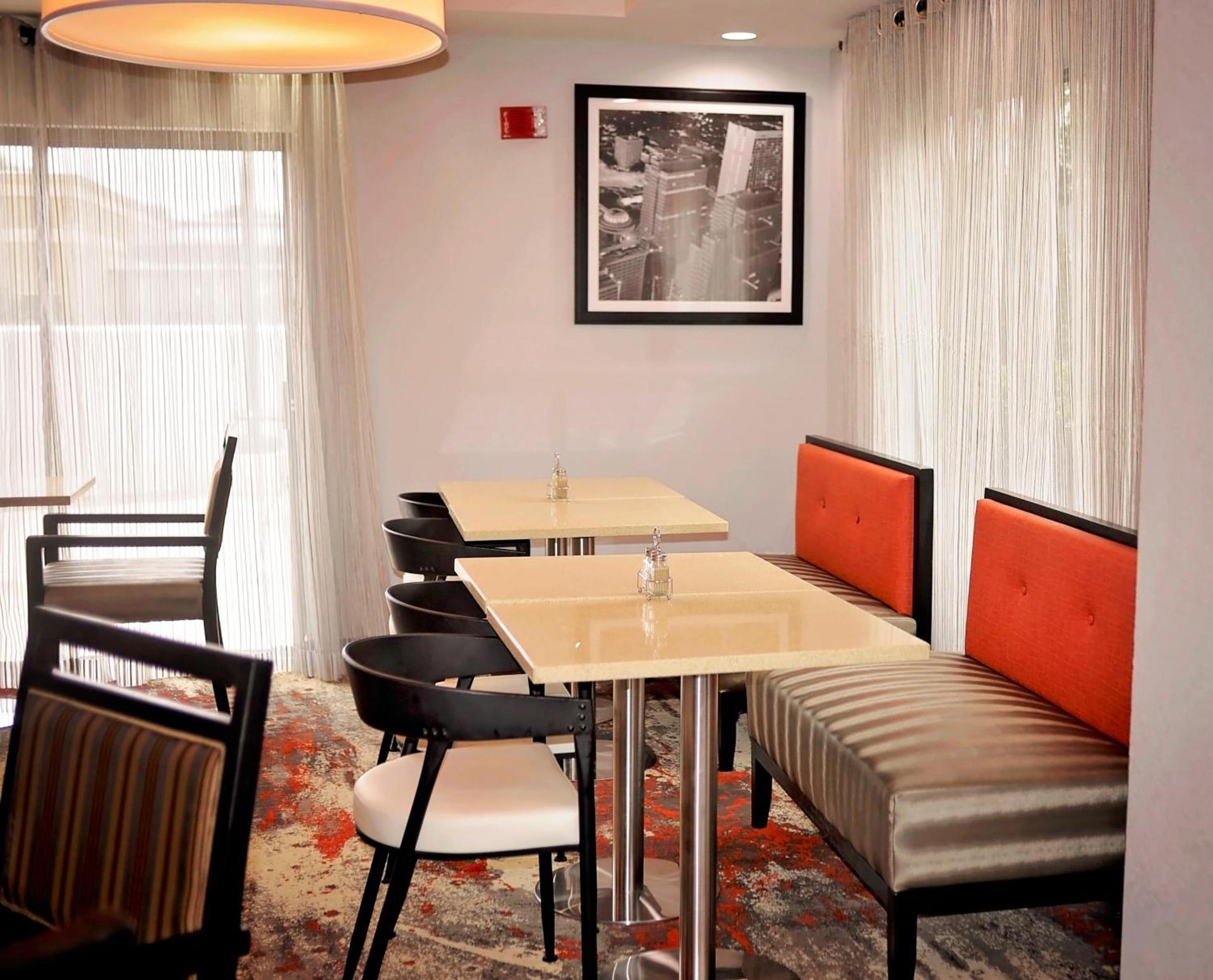 Comfort Inn & Suites Carrollton photo 10