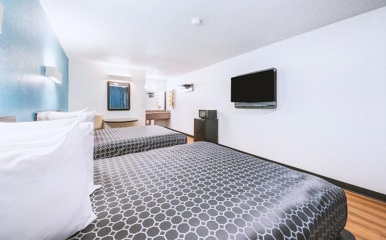 Americas Best Value Inn Beeville photo 23