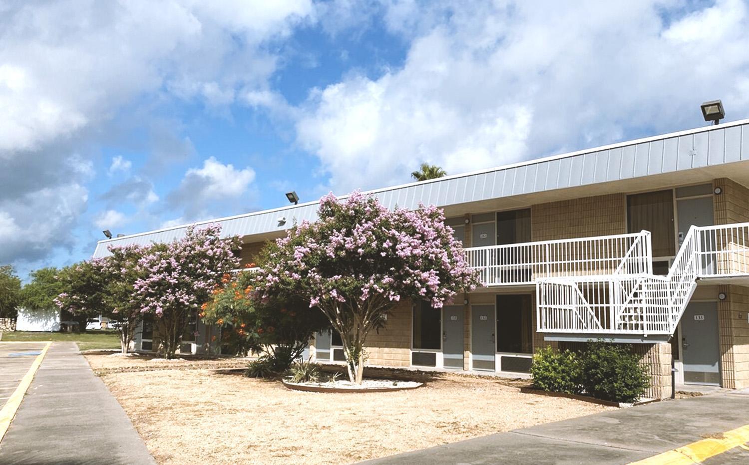 Americas Best Value Inn Beeville photo 3