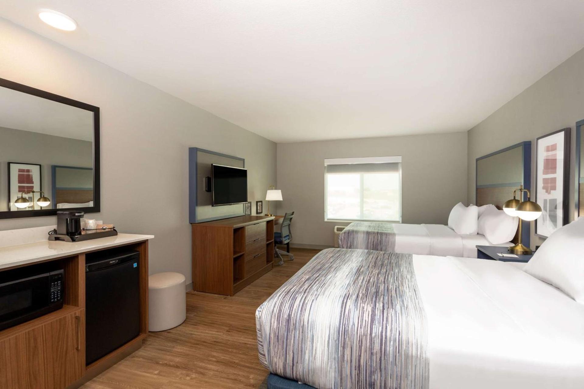 AmericInn by Wyndham San Angelo photo 12