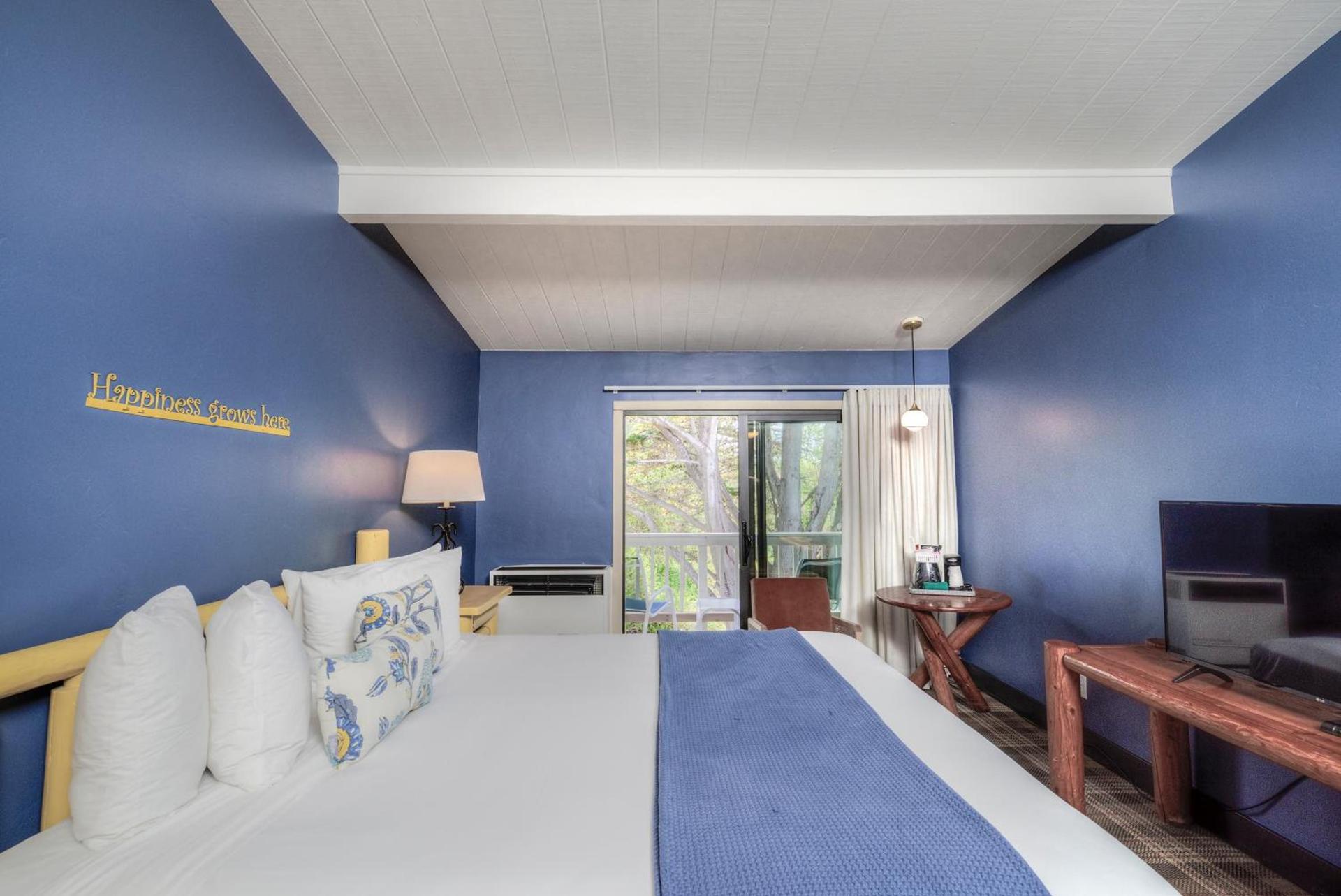 Carmel River Inn & Cottages photo 80