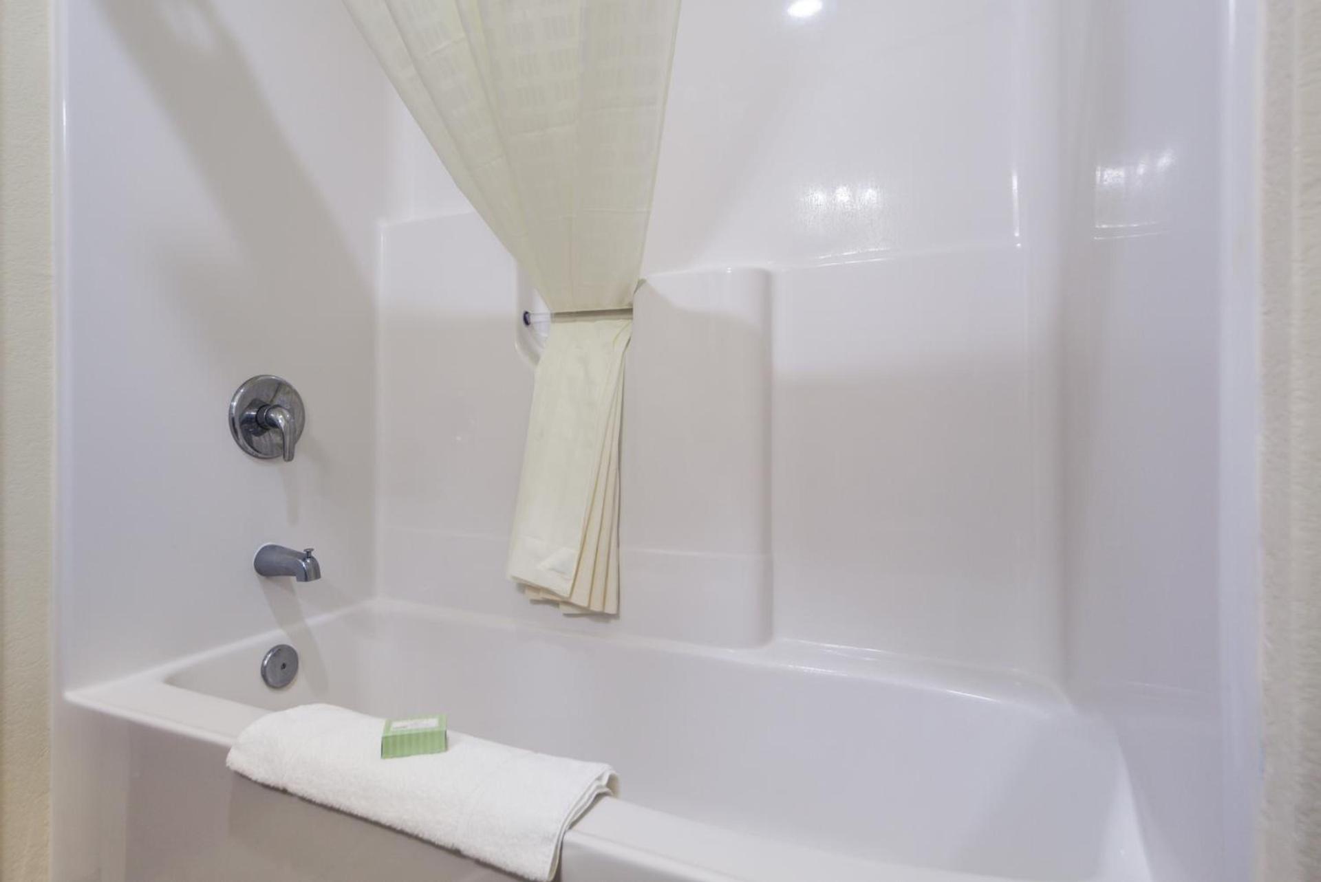 Cobblestone Hotel & Suites - Seward photo 8