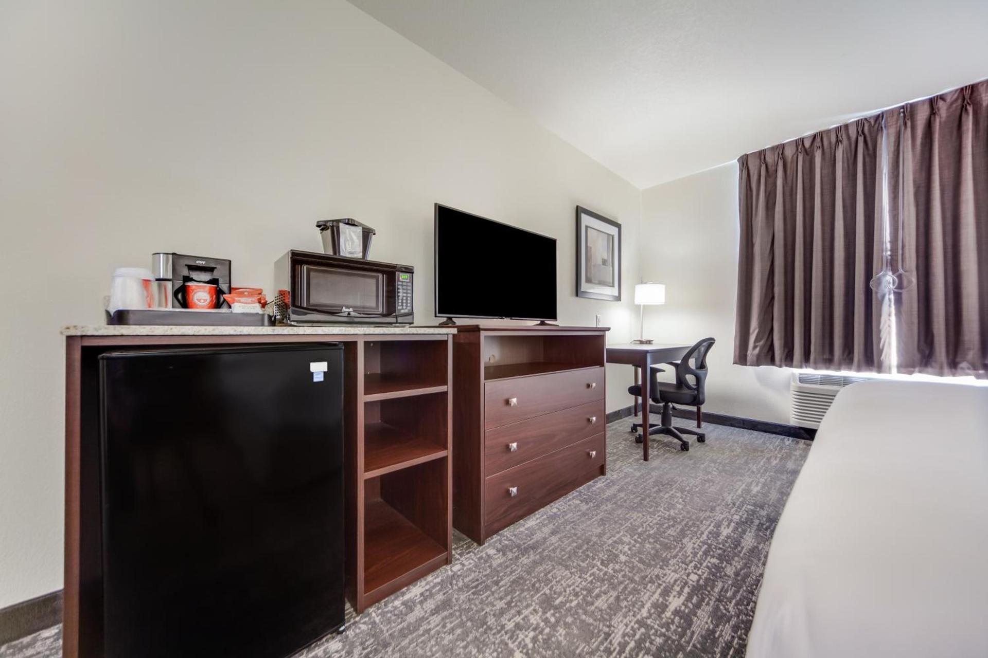 Cobblestone Hotel & Suites - Seward photo 10