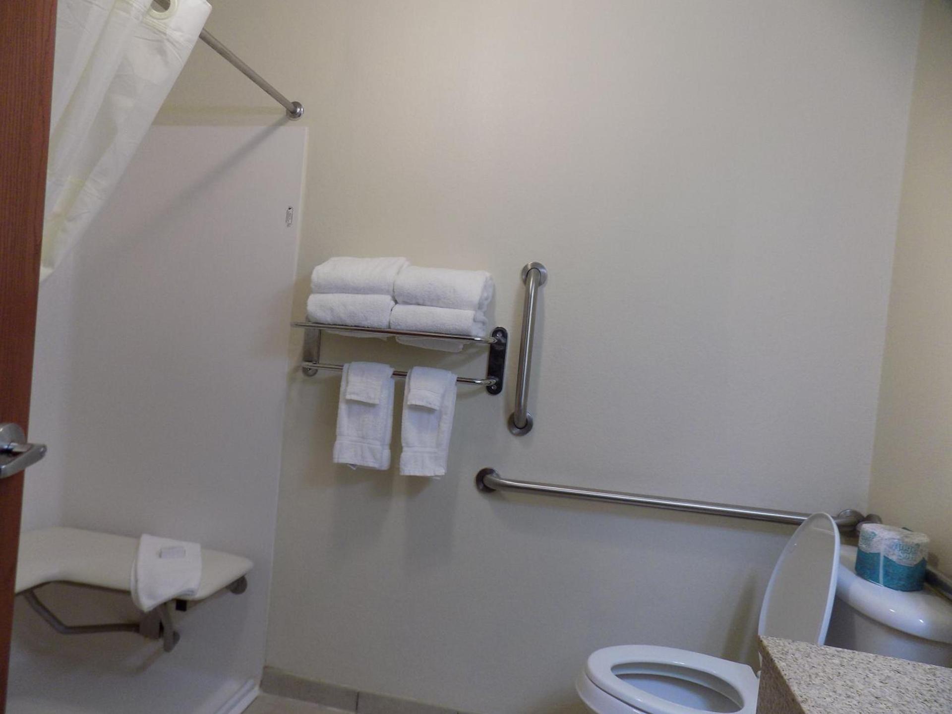 Cobblestone Hotel & Suites - Seward photo 13