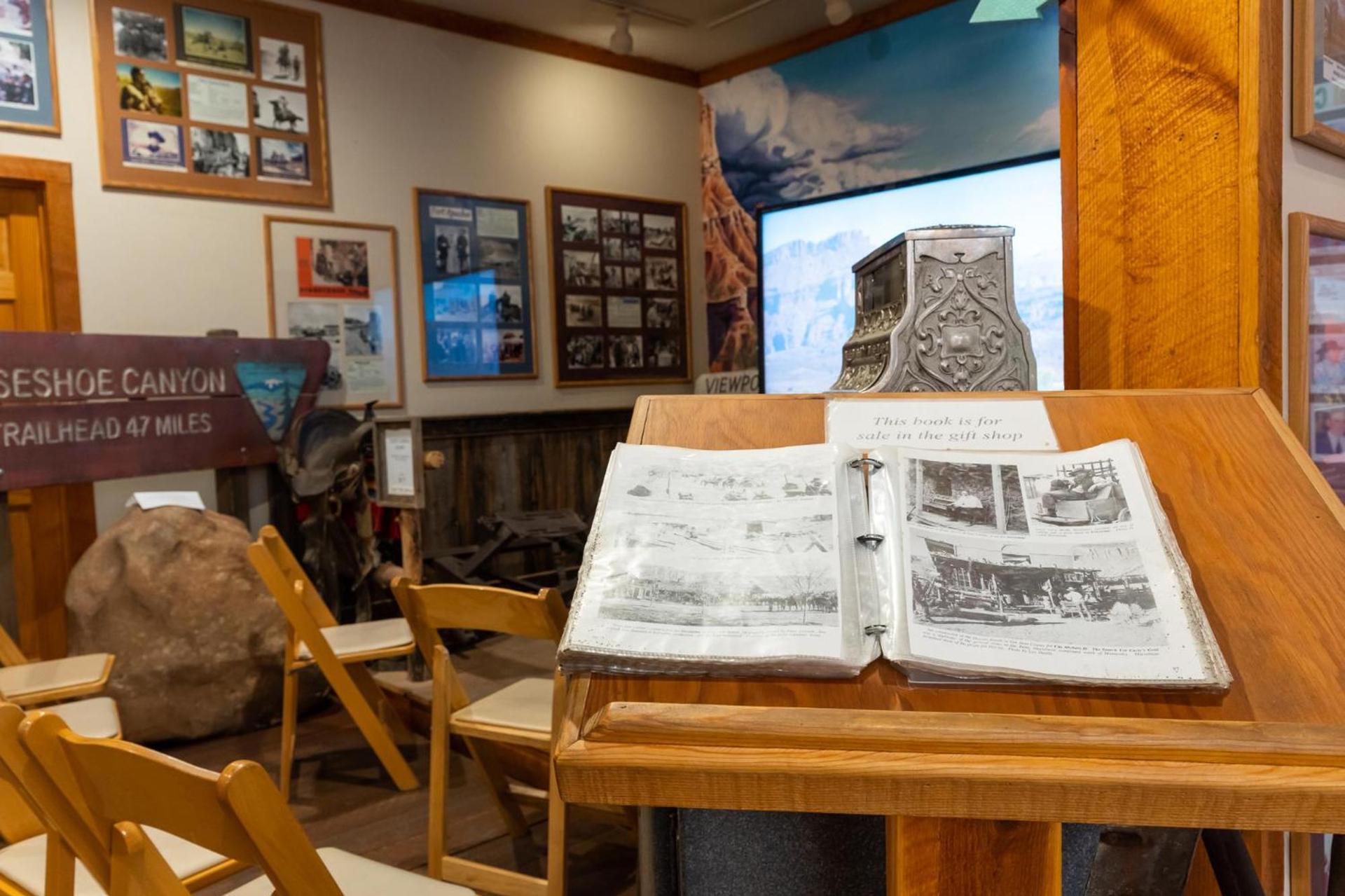 Red Cliffs Lodge Moab photo 55
