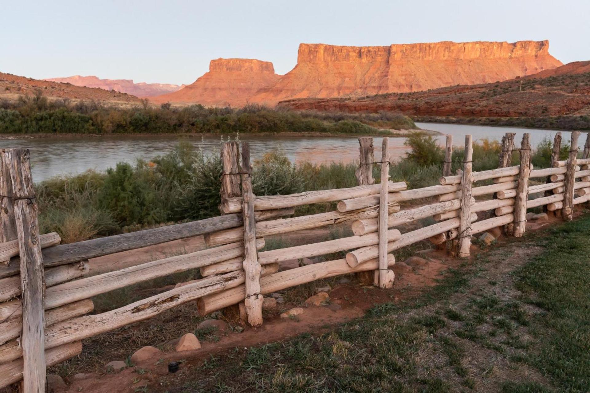Red Cliffs Lodge Moab photo 69