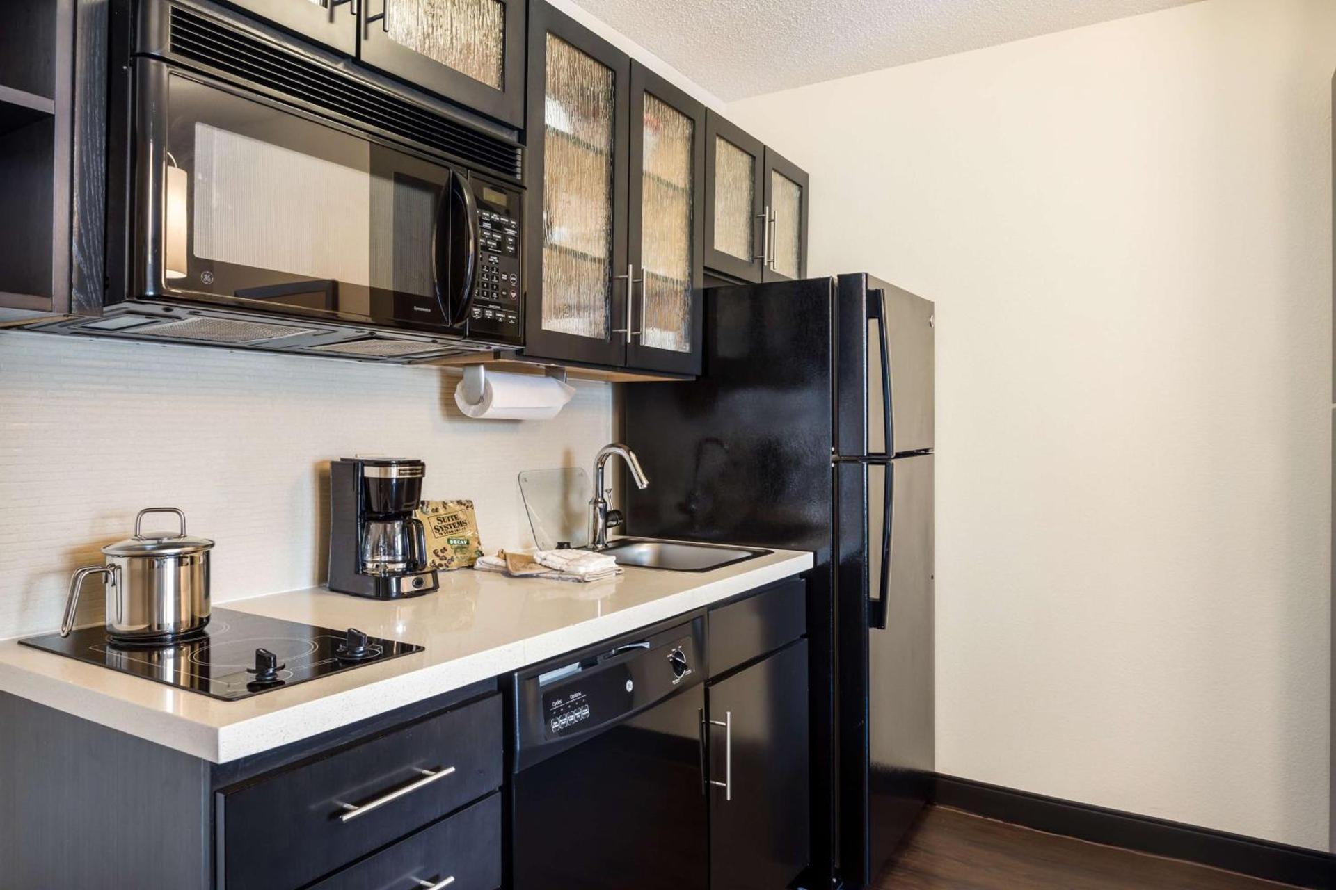 Sonesta Simply Suites Plano Frisco photo 18