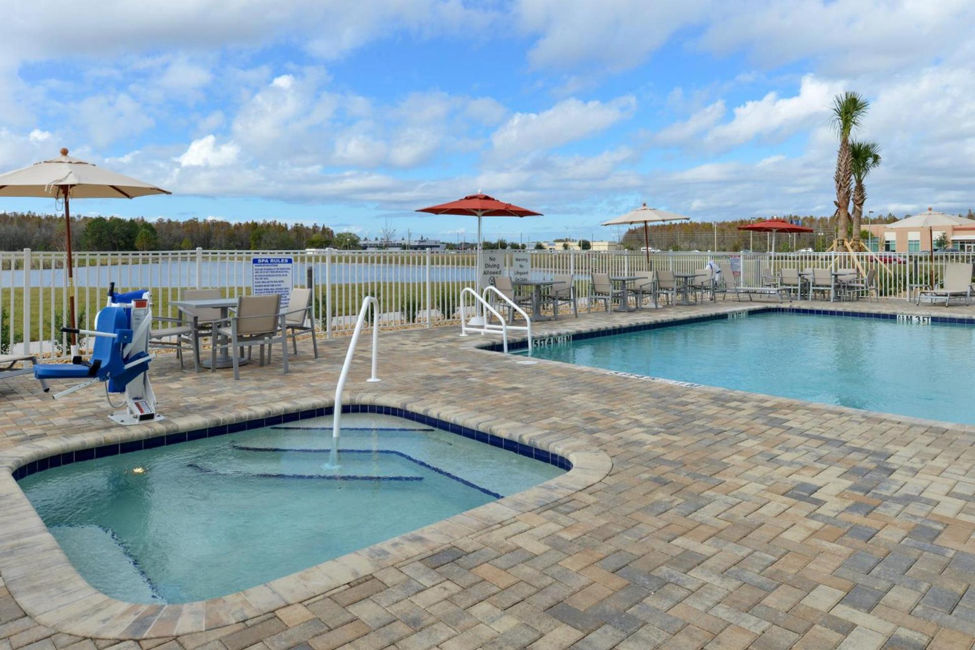 Holiday Inn Express & Suites Trinity by IHG photo 51