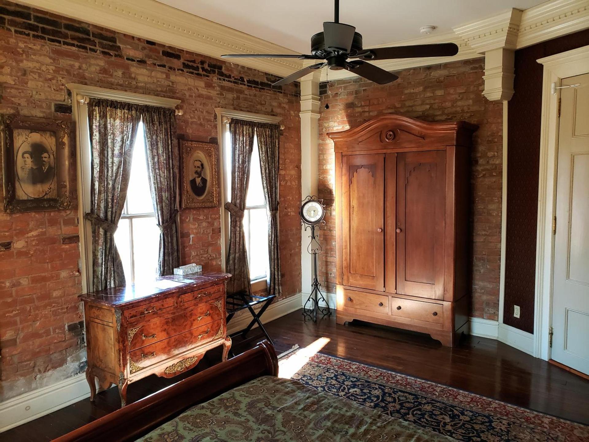 Iron Horse Hotel photo 25