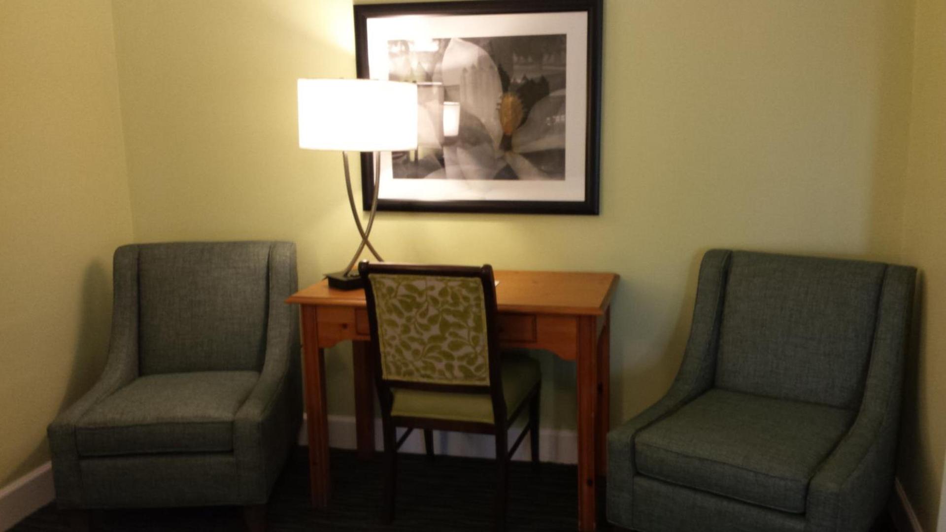 The University Inn at Emory photo 19