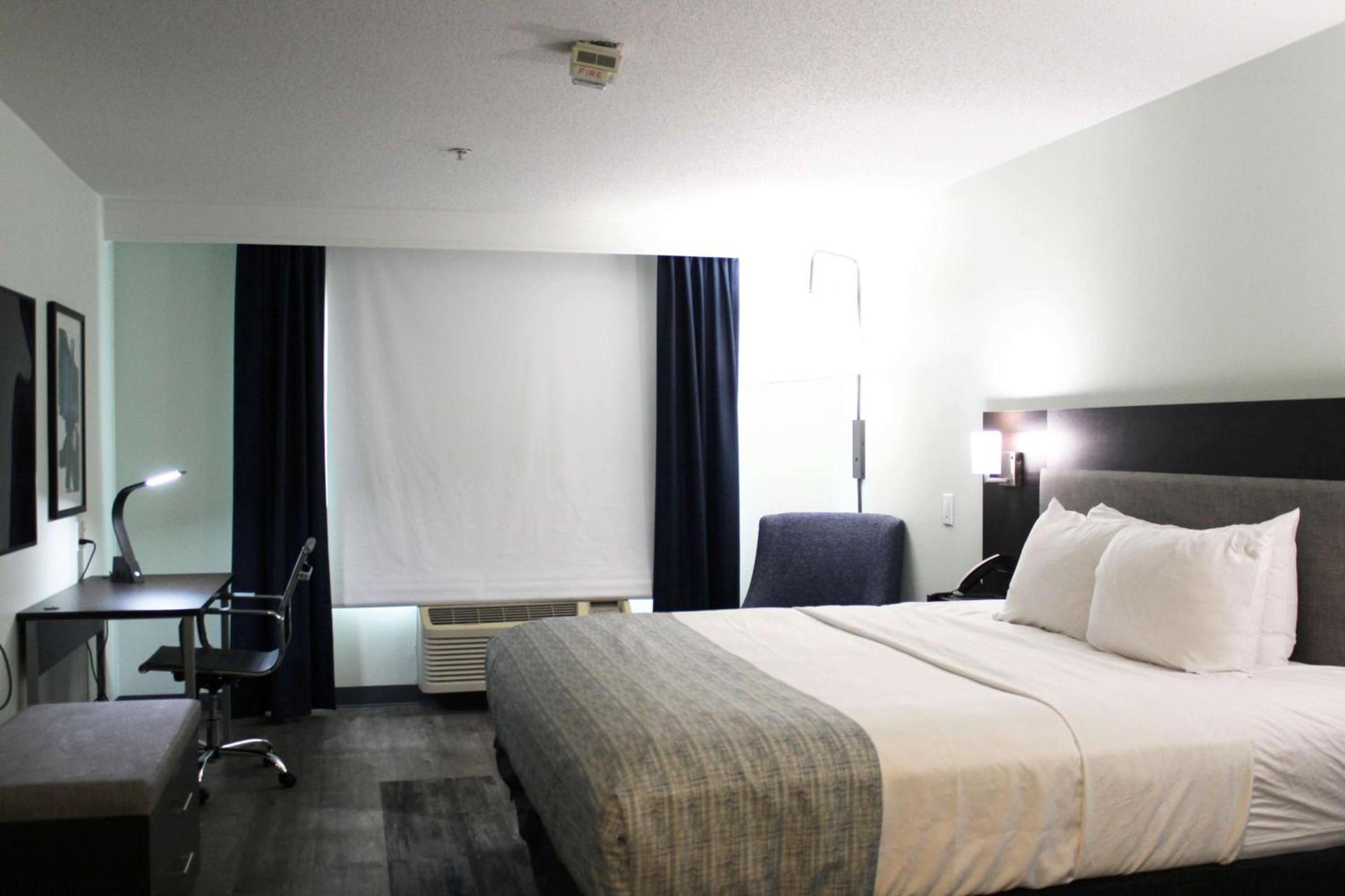 Wingate by Wyndham Waldorf - Washington DC Area photo 23
