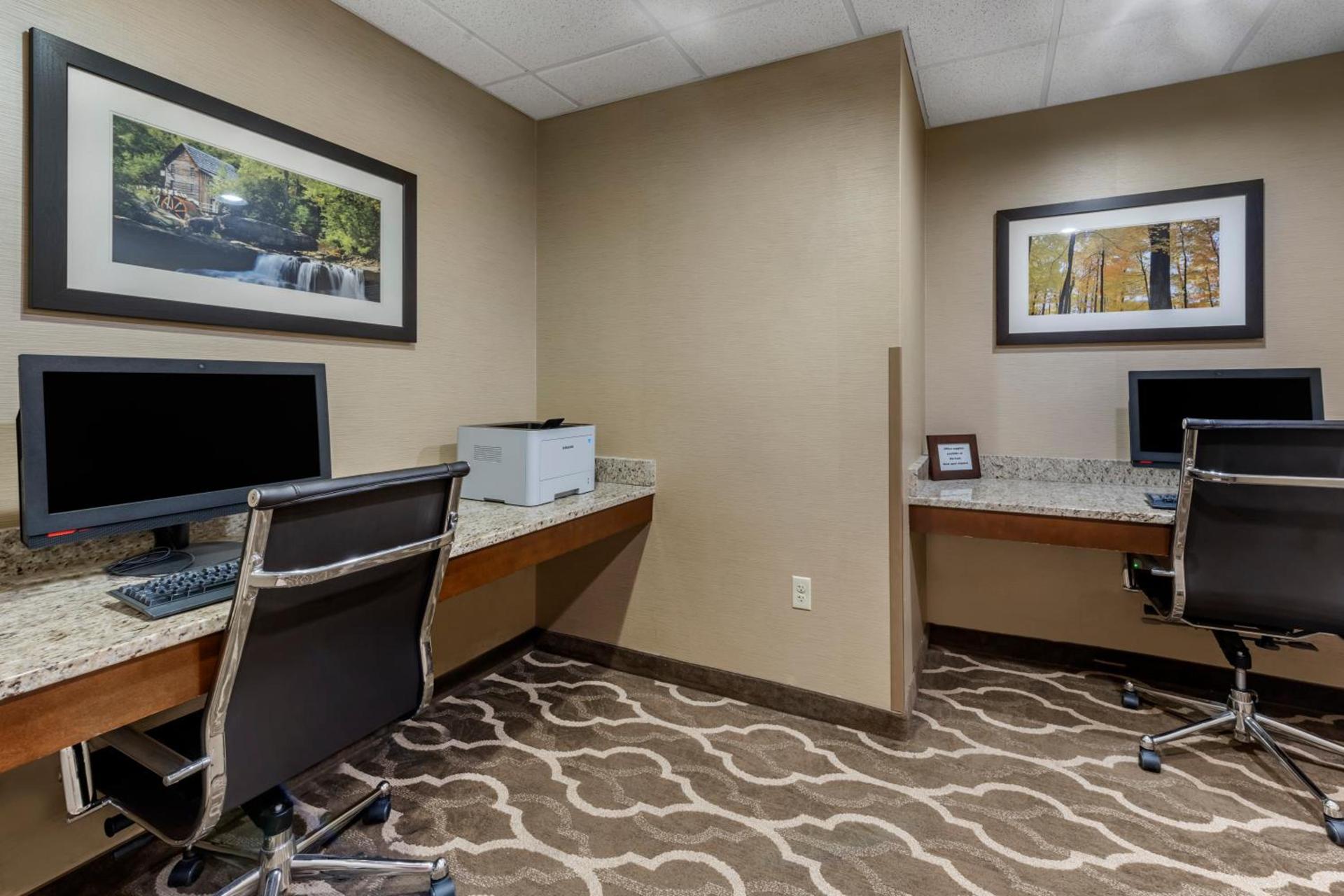 Comfort Suites Bridgeport - Clarksburg photo 51