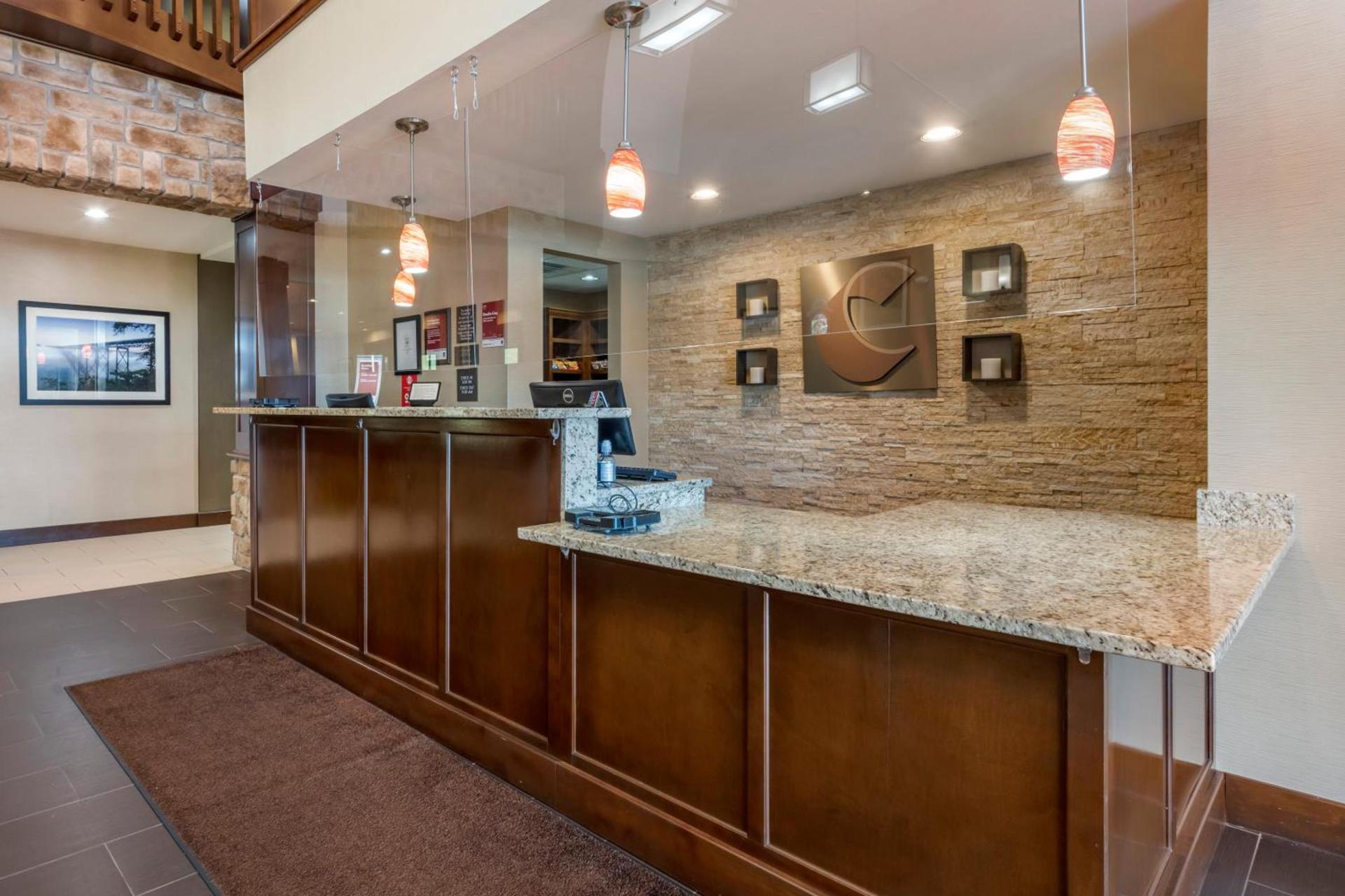 Comfort Suites Bridgeport - Clarksburg photo 33