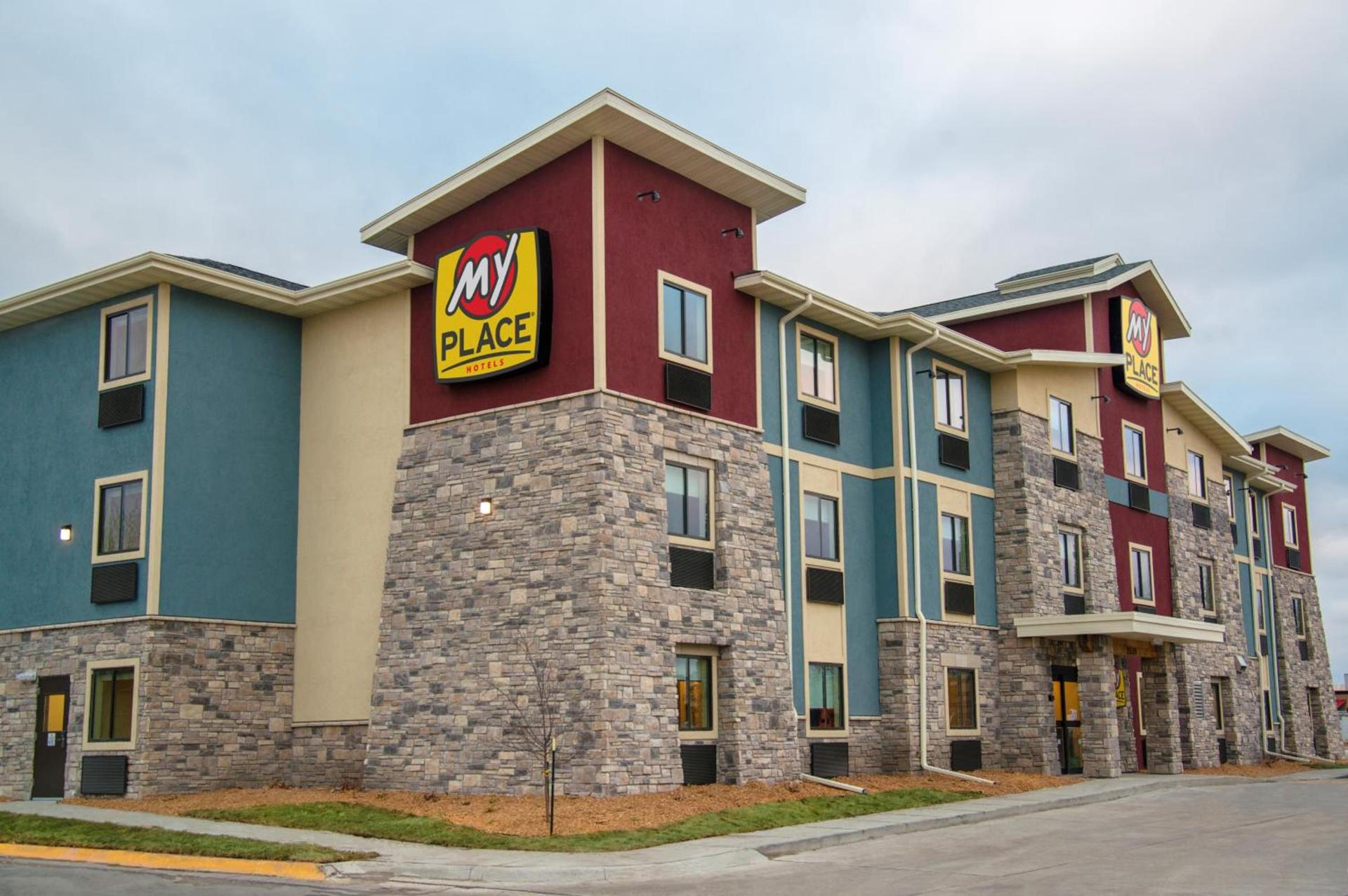 My Place Hotel-Ankeny/Des Moines IA photo 2