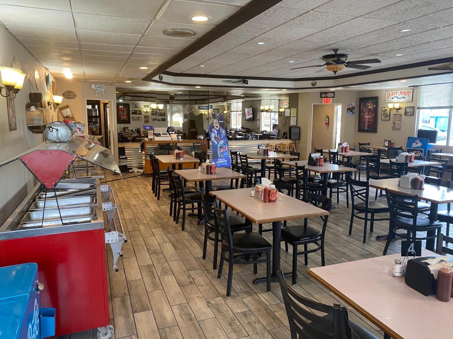Ramada by Wyndham Enid photo 41