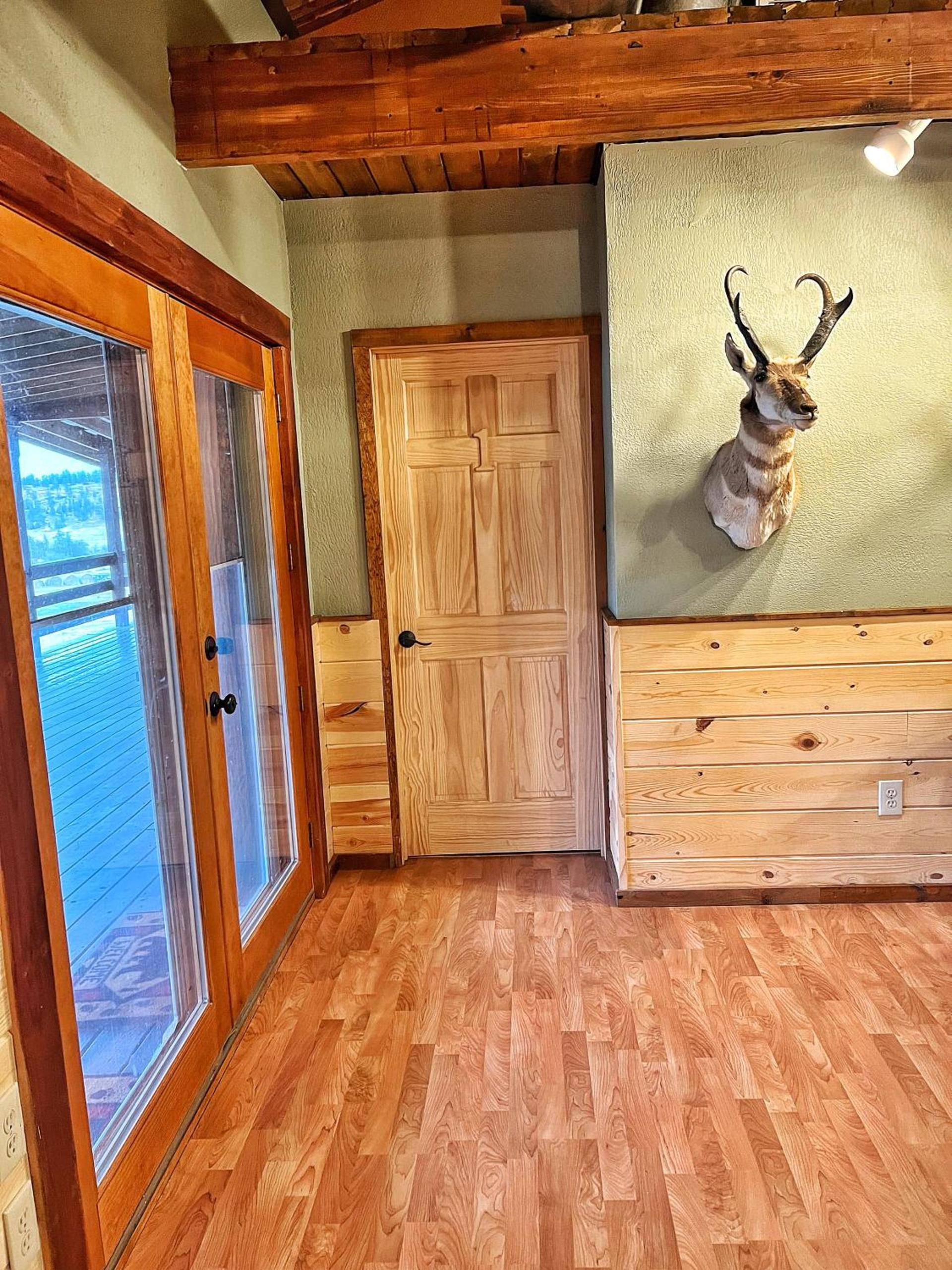 The Lodge at Devils Tower photo 57