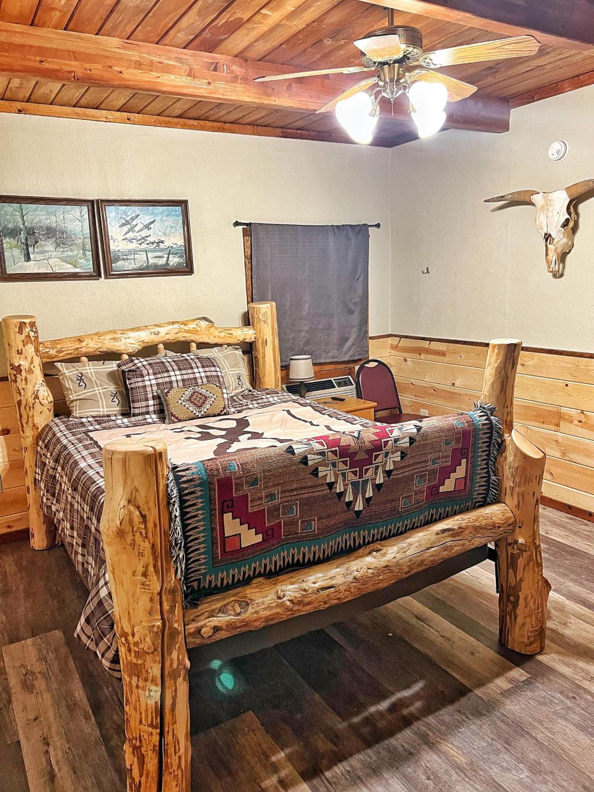 The Lodge at Devils Tower photo 49