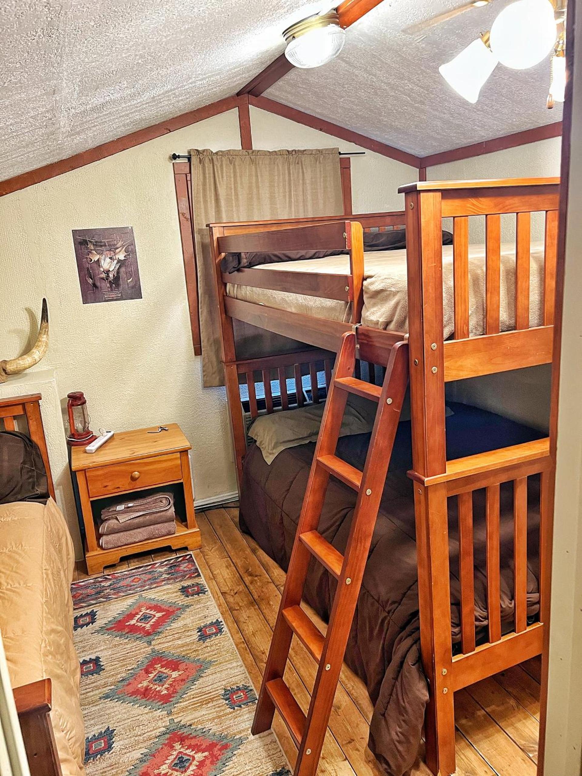 The Lodge at Devils Tower photo 62