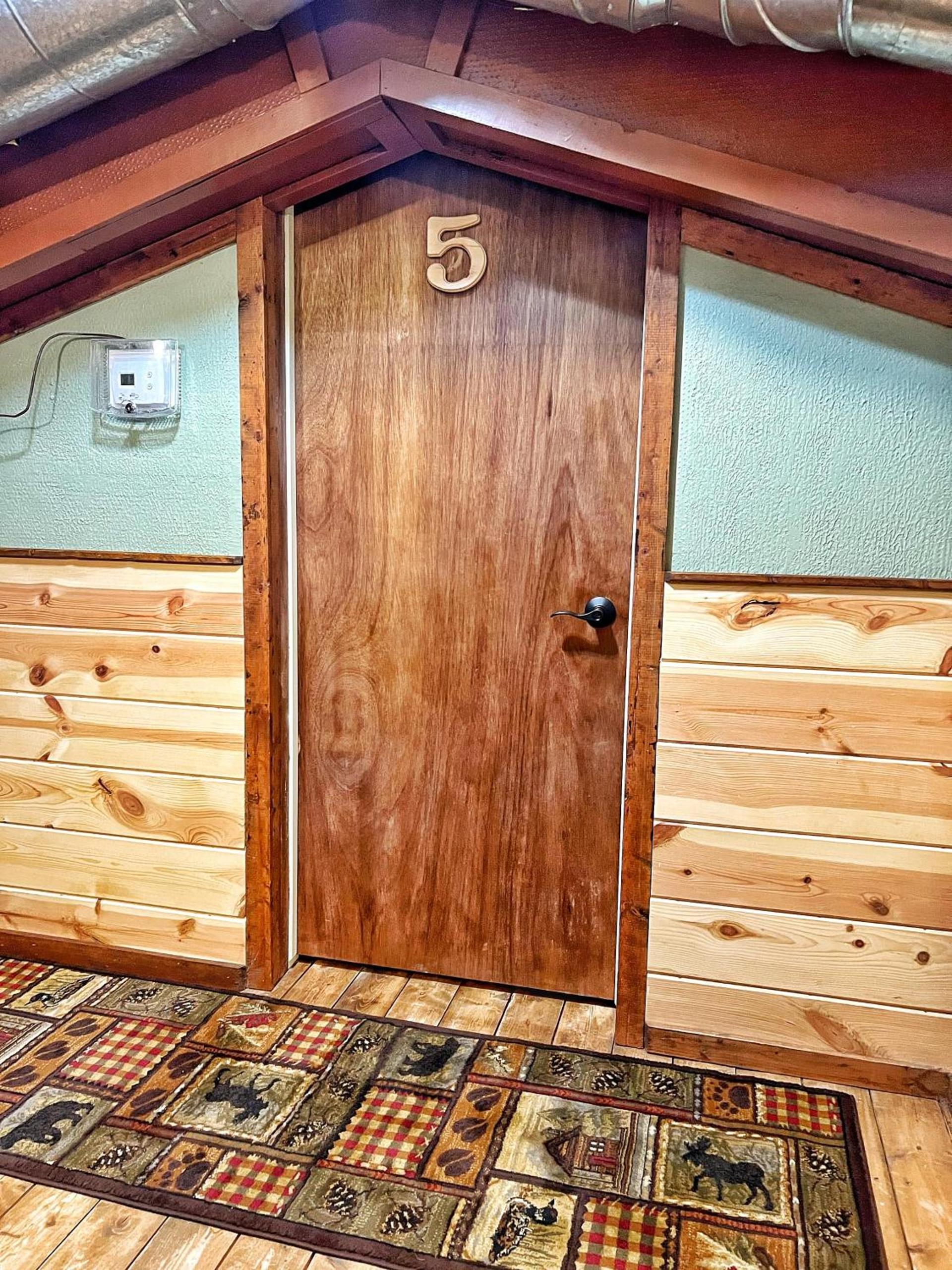 The Lodge at Devils Tower photo 63