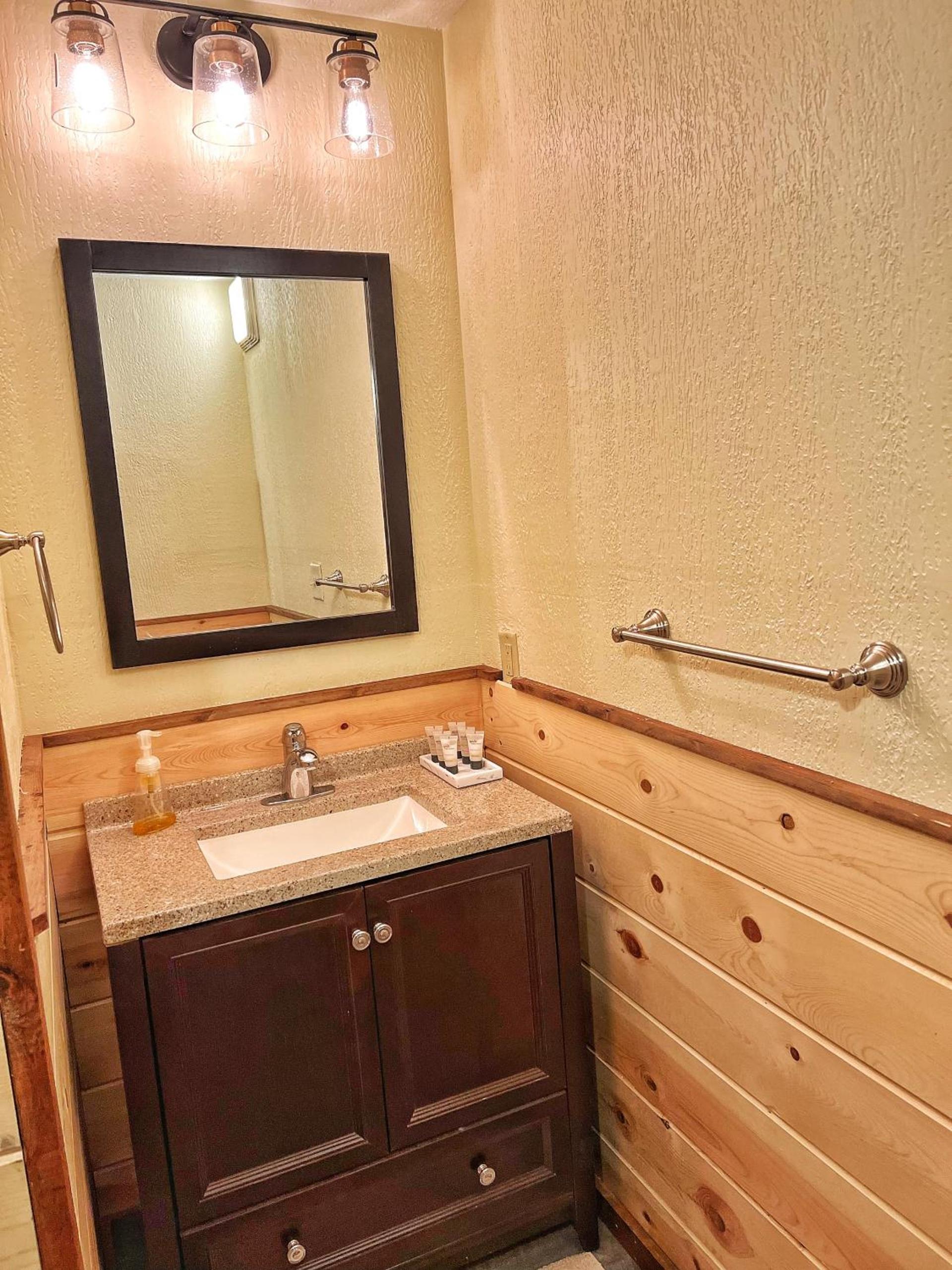 The Lodge at Devils Tower photo 65