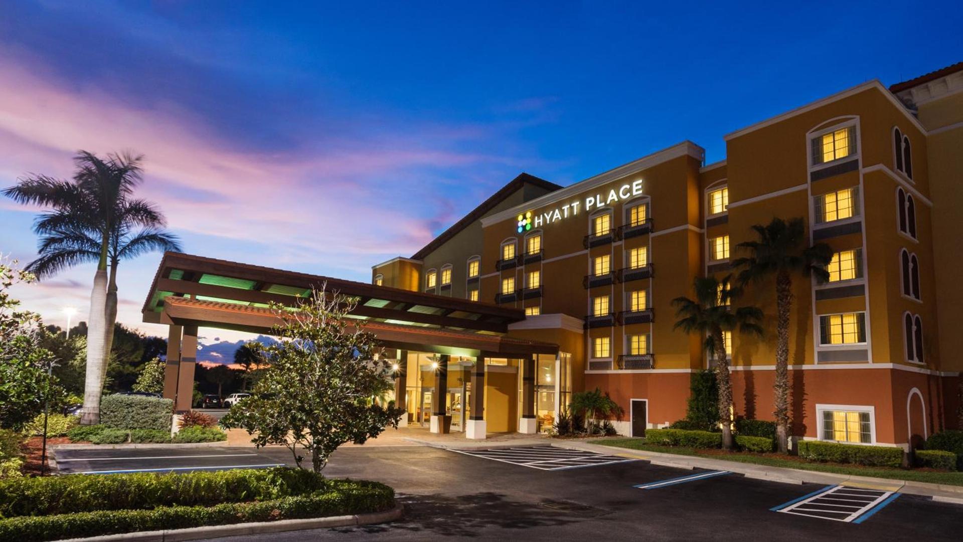 Hyatt Place Fort Myers Estero - Newly Renovated photo 10