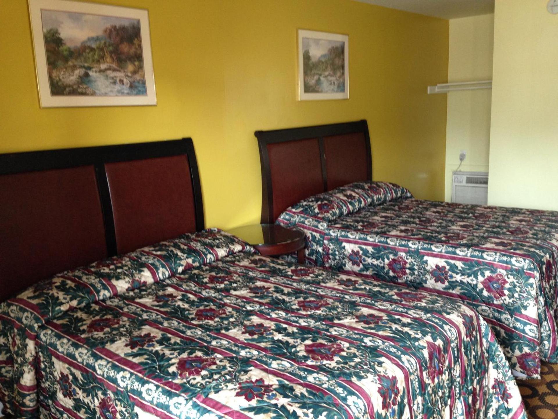 Flamingo Inn photo 10