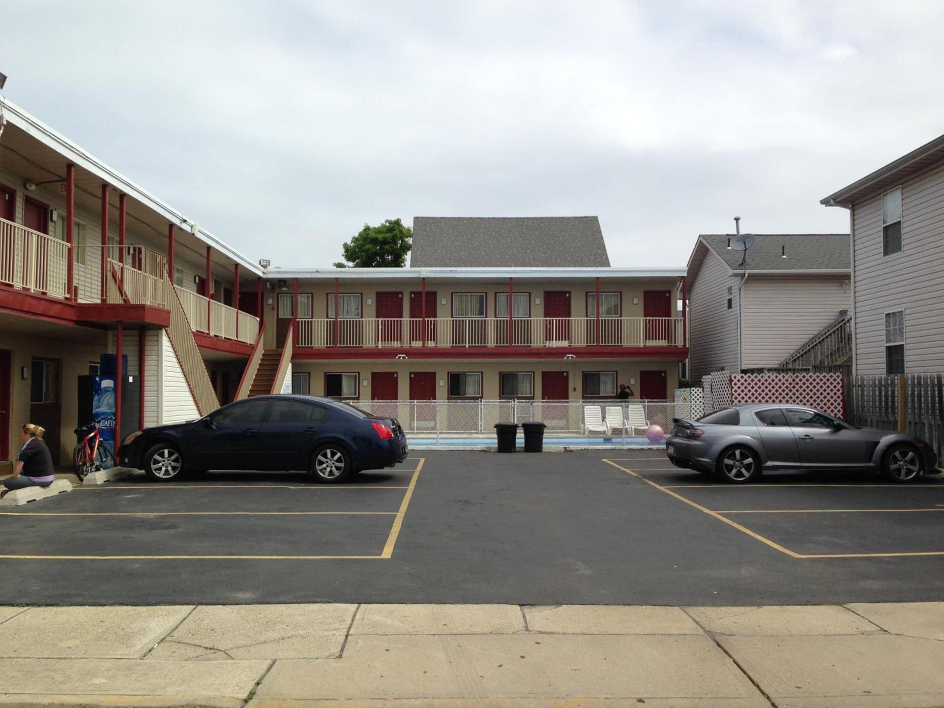 Flamingo Inn photo 8