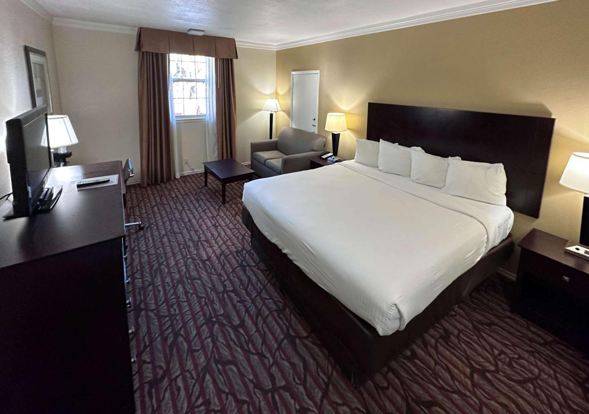 Suites Dallas TX Downtown photo 5