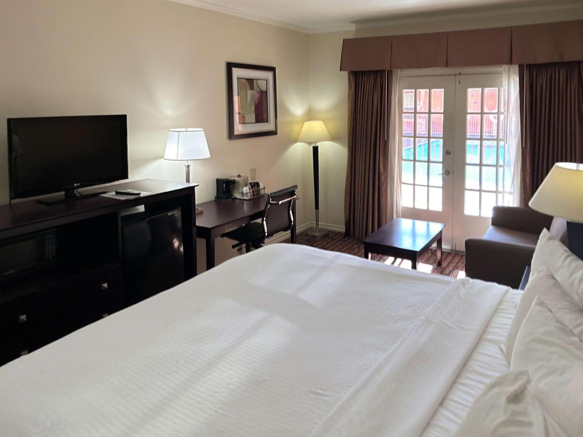 Suites Dallas TX Downtown photo 6