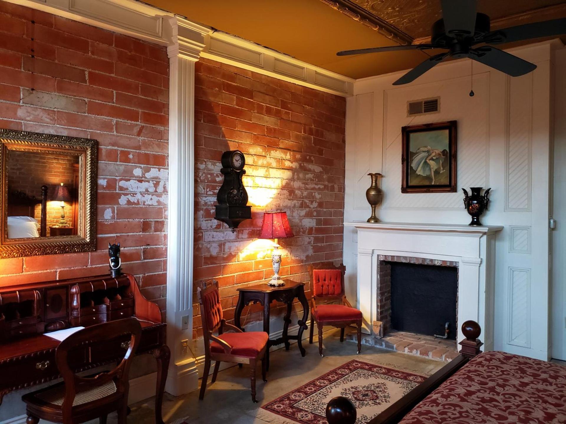 Iron Horse Hotel photo 54
