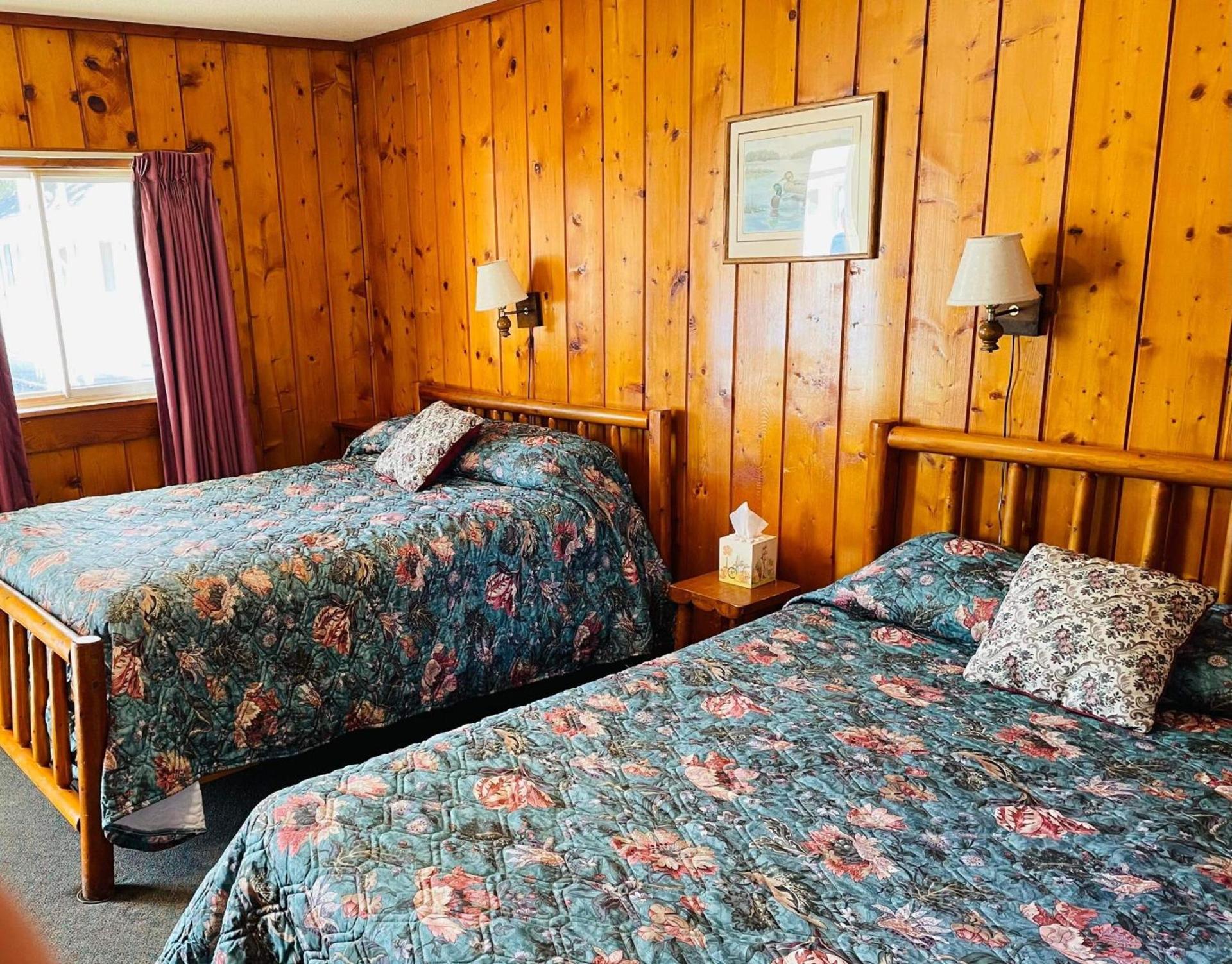 Cedars Motel photo 10
