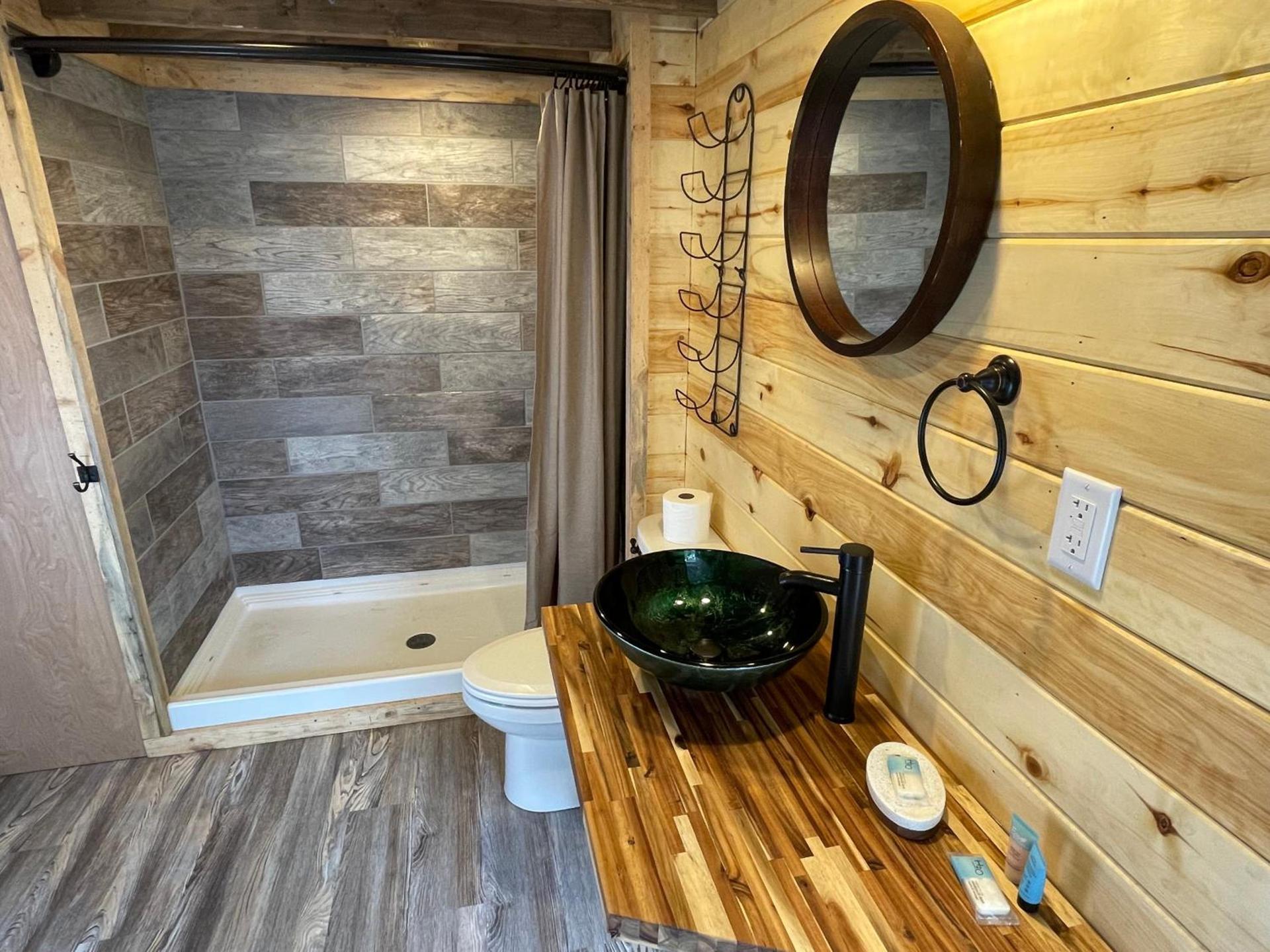 Canyon Rim Domes - A Luxury Glamping Experience!! photo 23