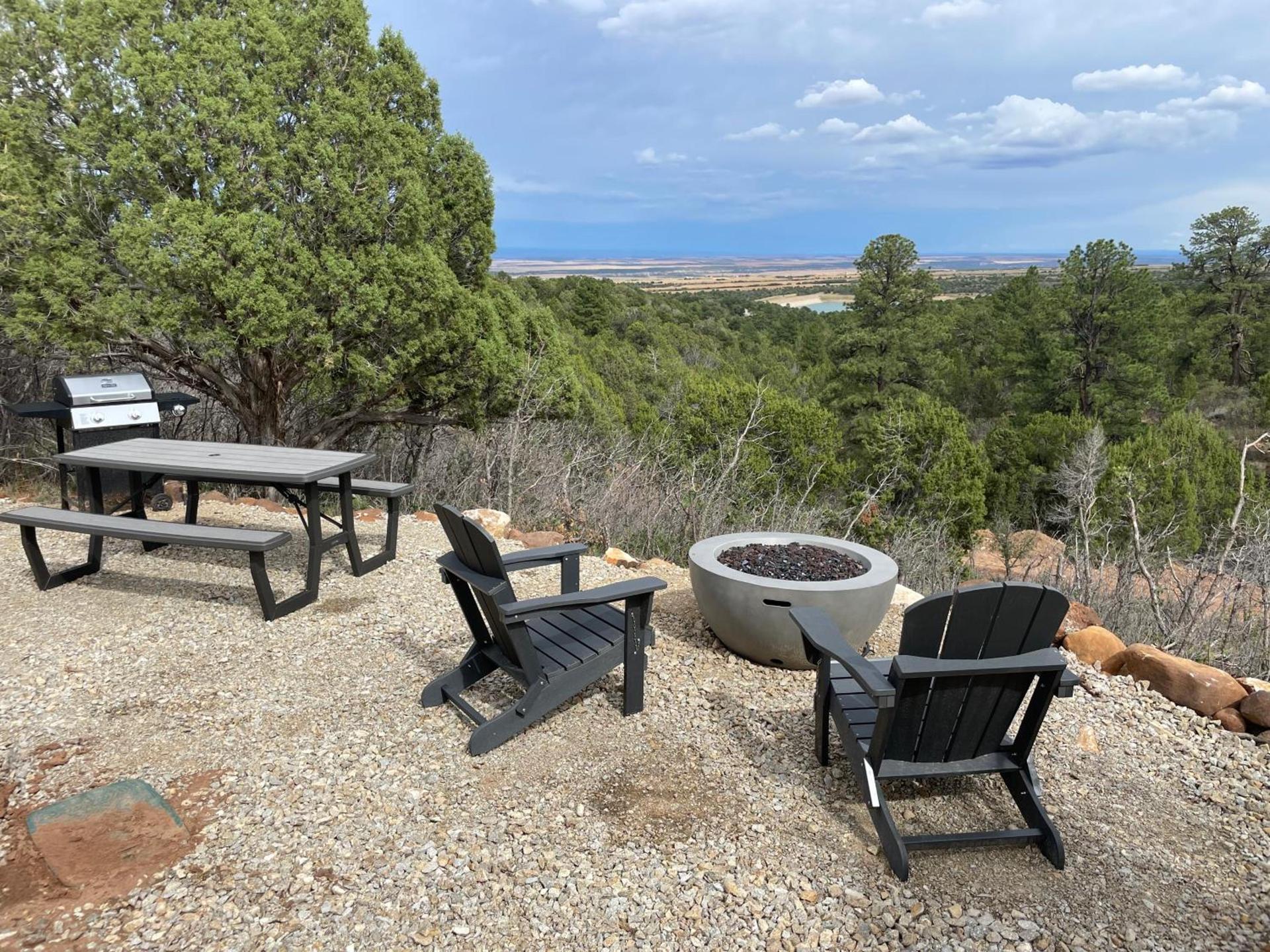 Canyon Rim Domes - A Luxury Glamping Experience!! photo 24
