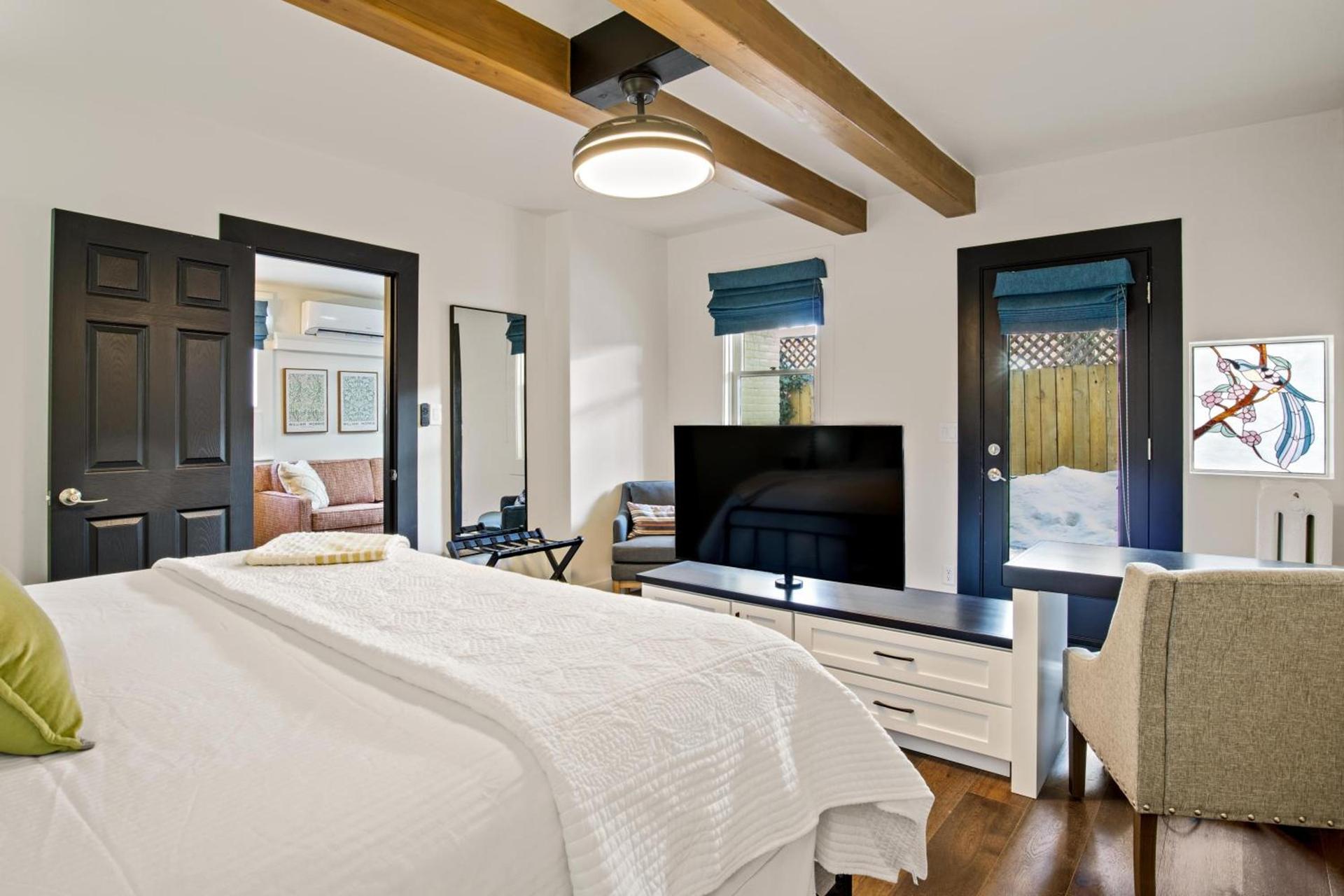 Bespoke Inn Flagstaff photo 70