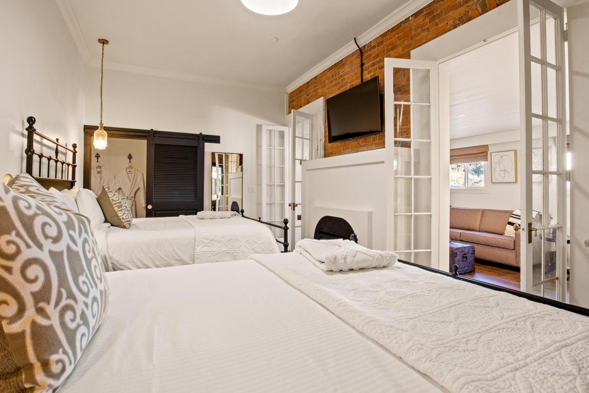 Bespoke Inn Flagstaff photo 50