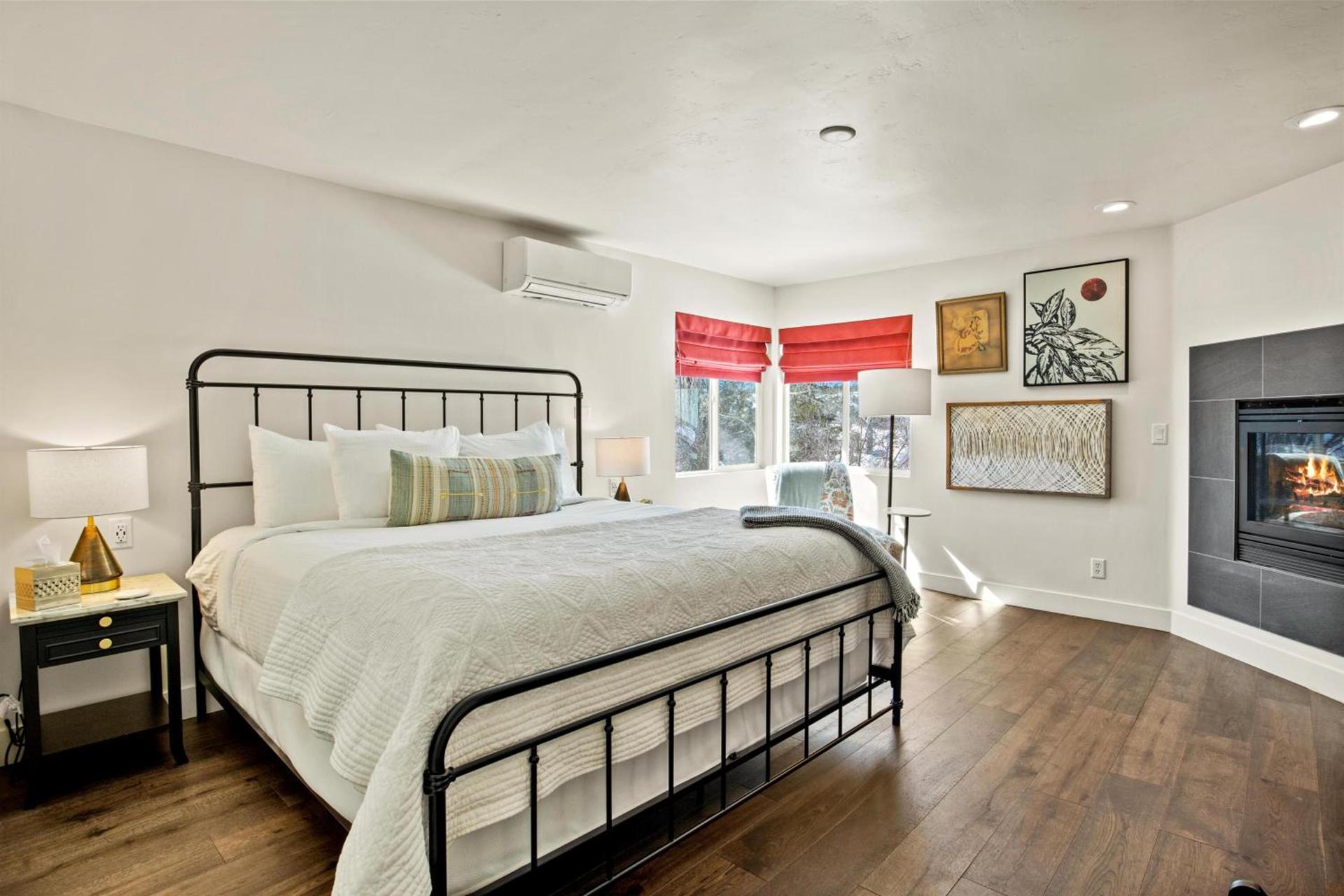 Bespoke Inn Flagstaff photo 69