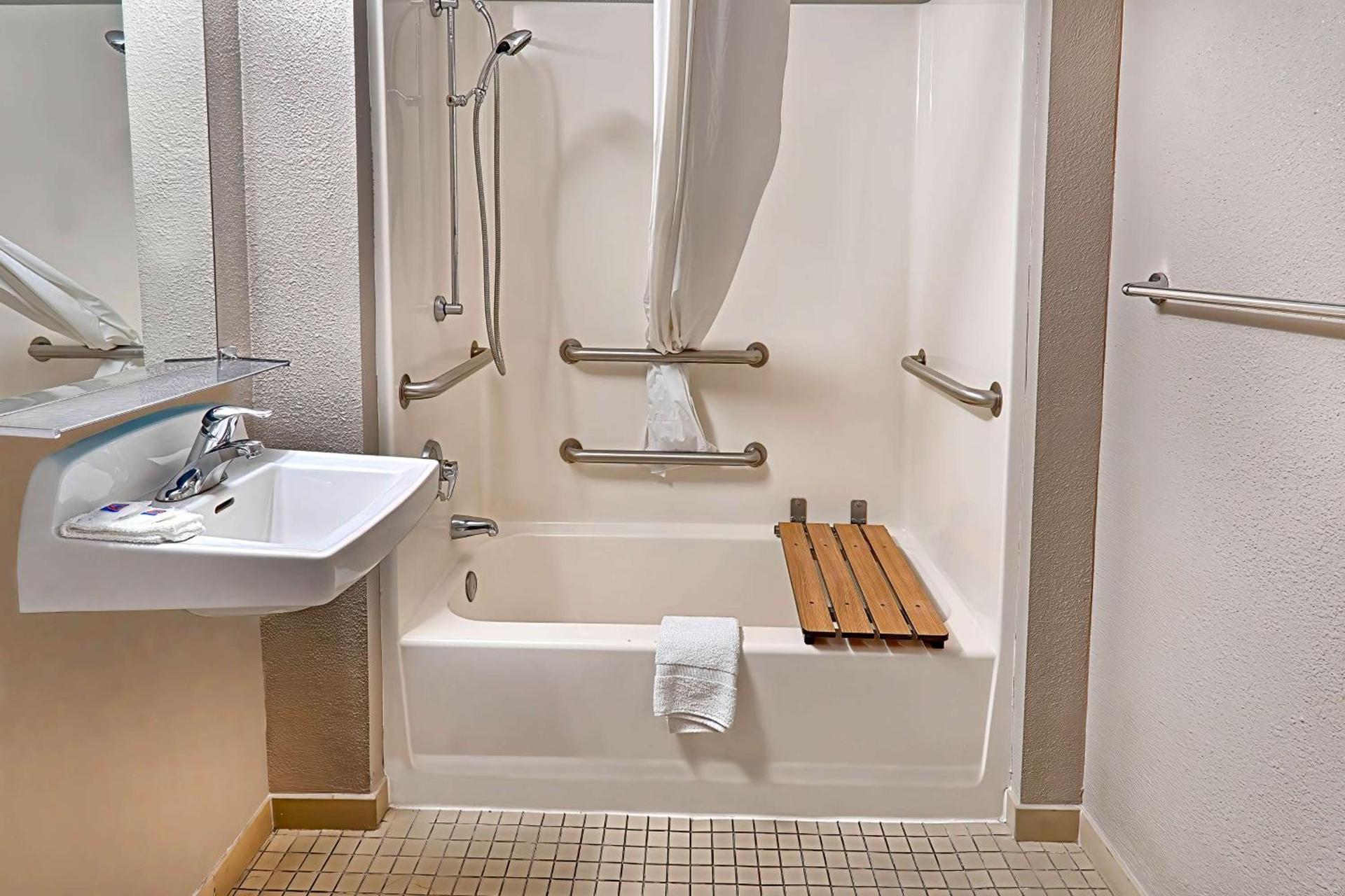 Motel 6-Lancaster, CA photo 25