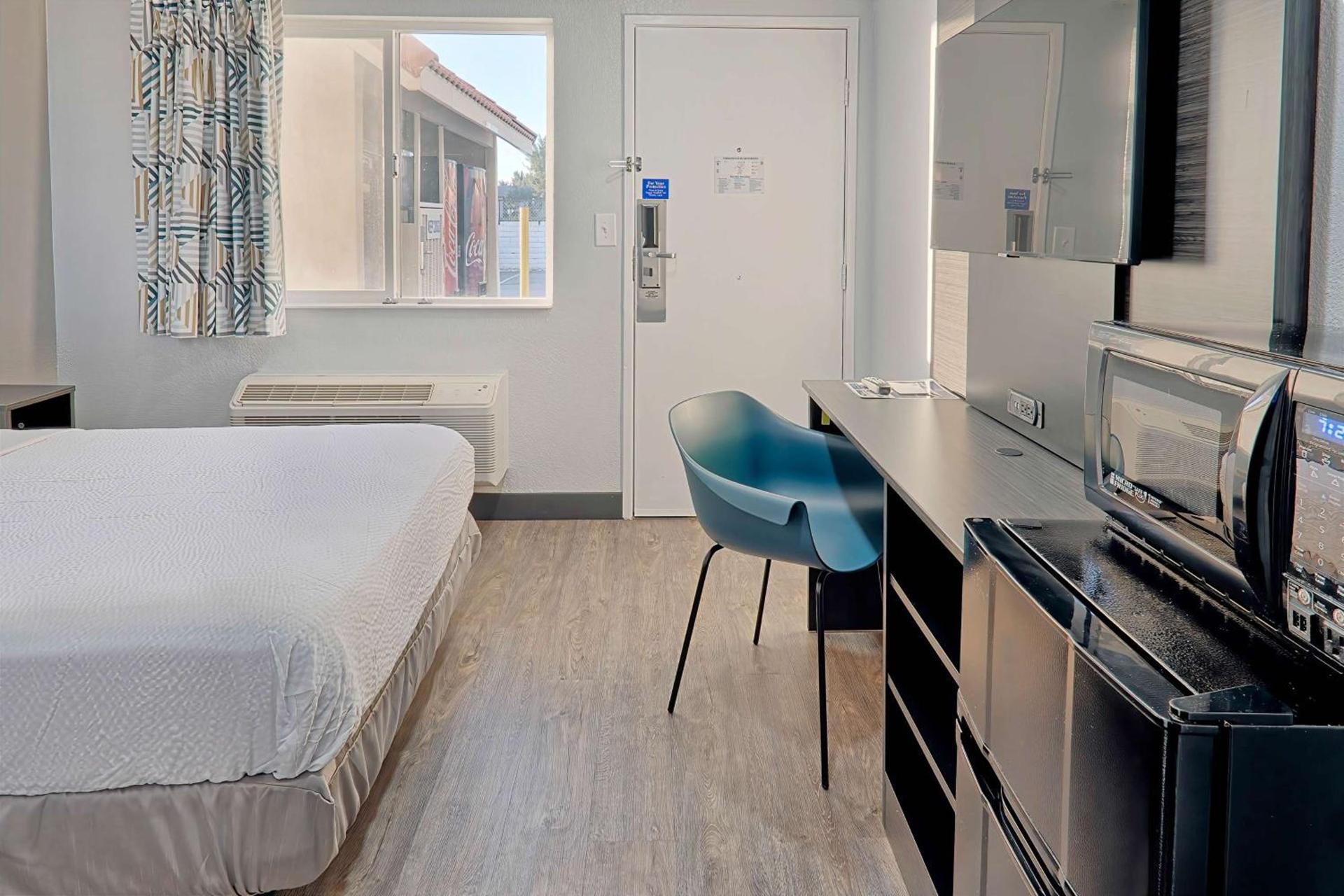 Motel 6-Lancaster, CA photo 44
