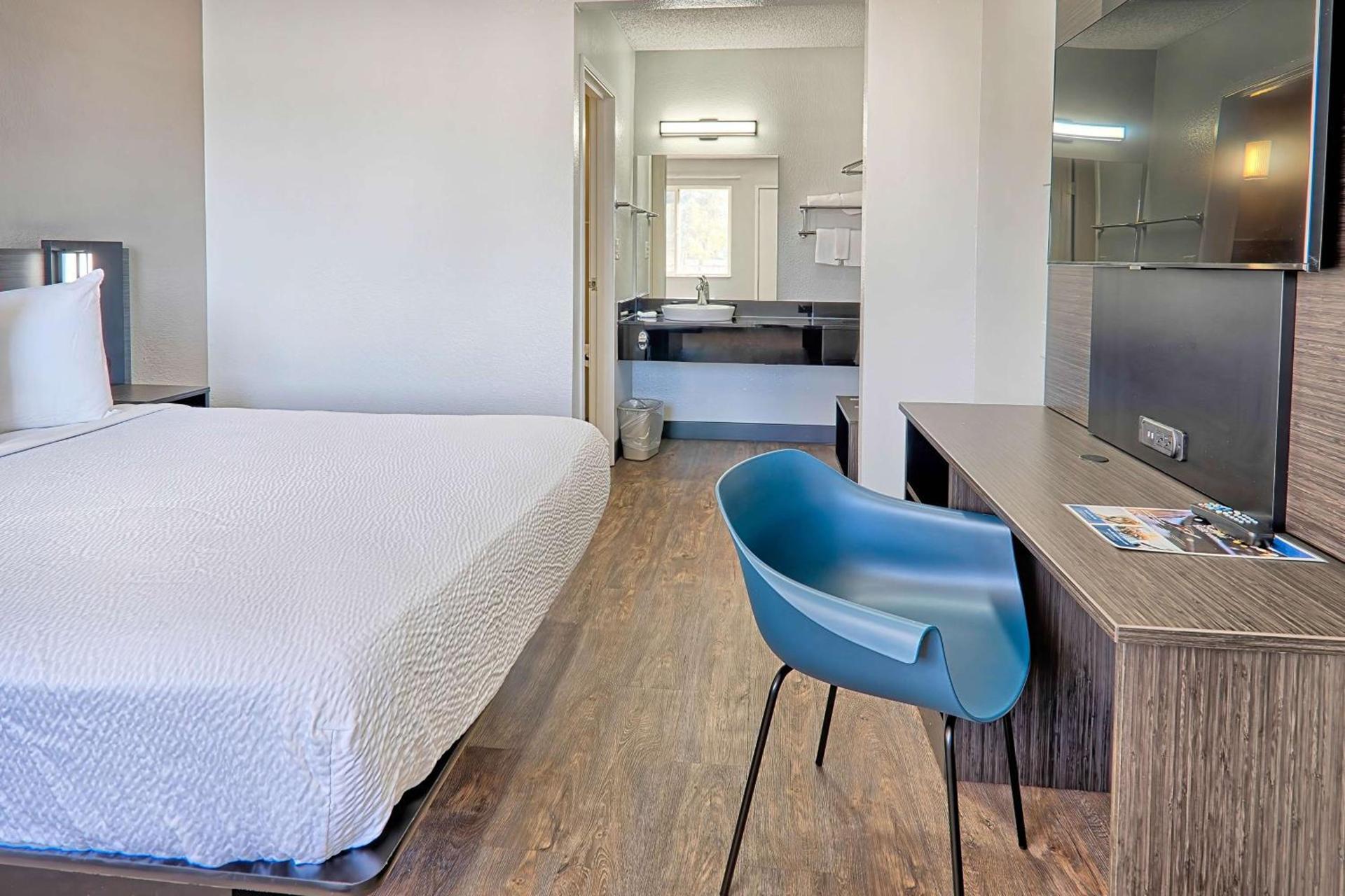 Motel 6-Lancaster, CA photo 38