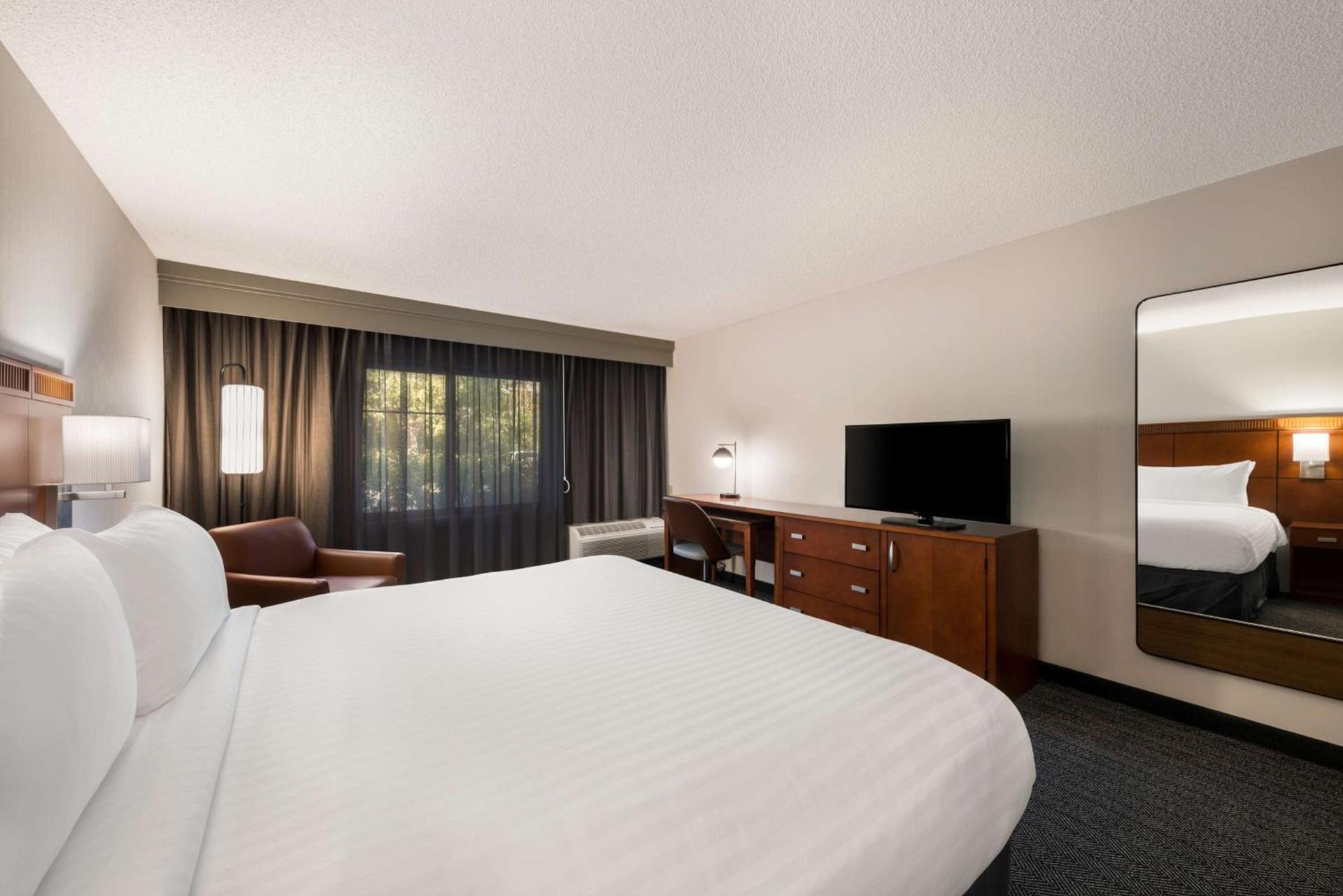 Sonesta Select San Jose Airport photo 6
