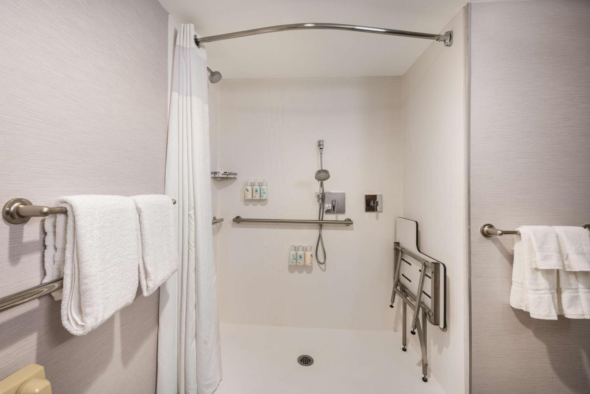 Sonesta Select San Jose Airport photo 15