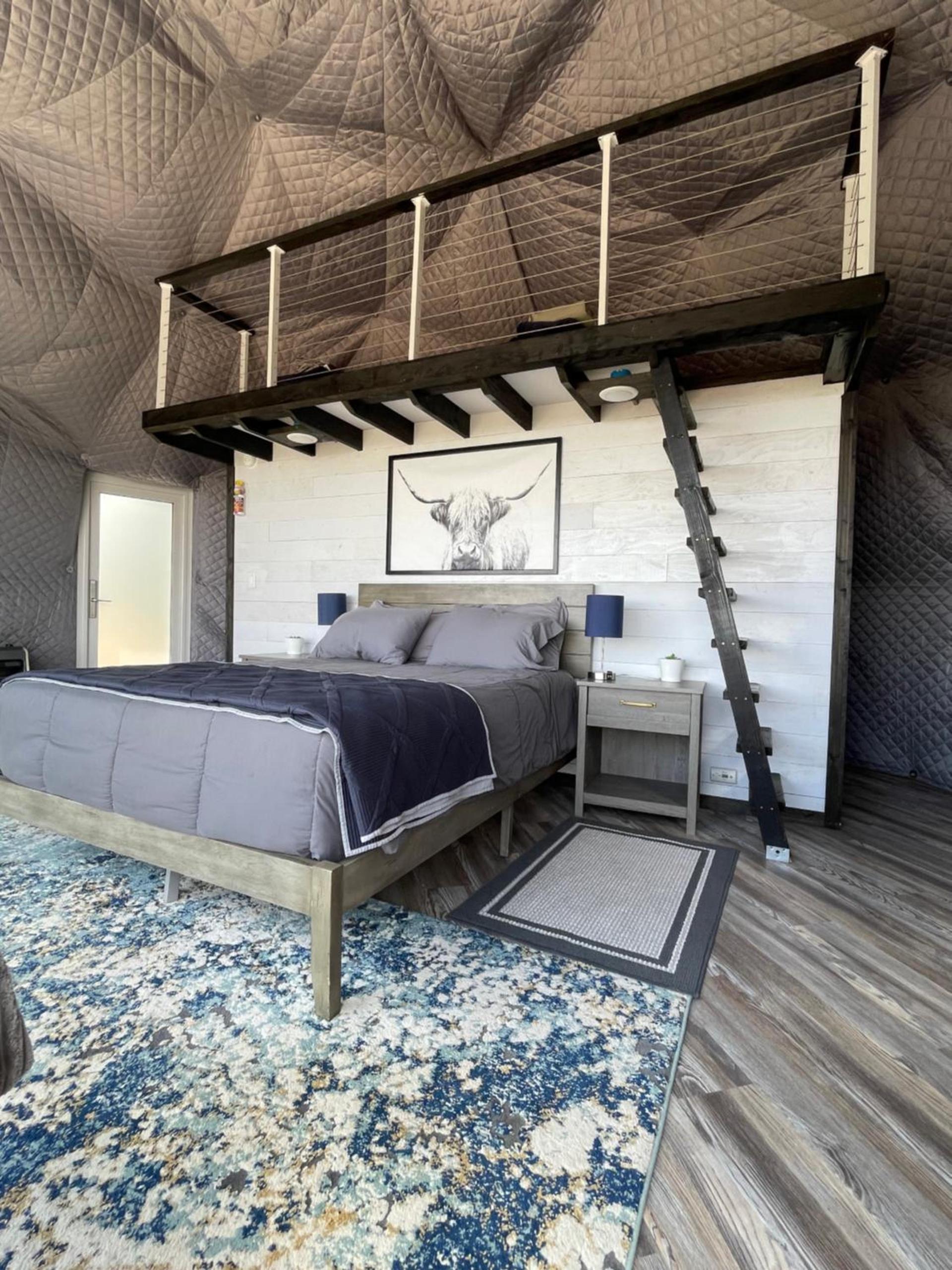 Canyon Rim Domes - A Luxury Glamping Experience!! photo 40