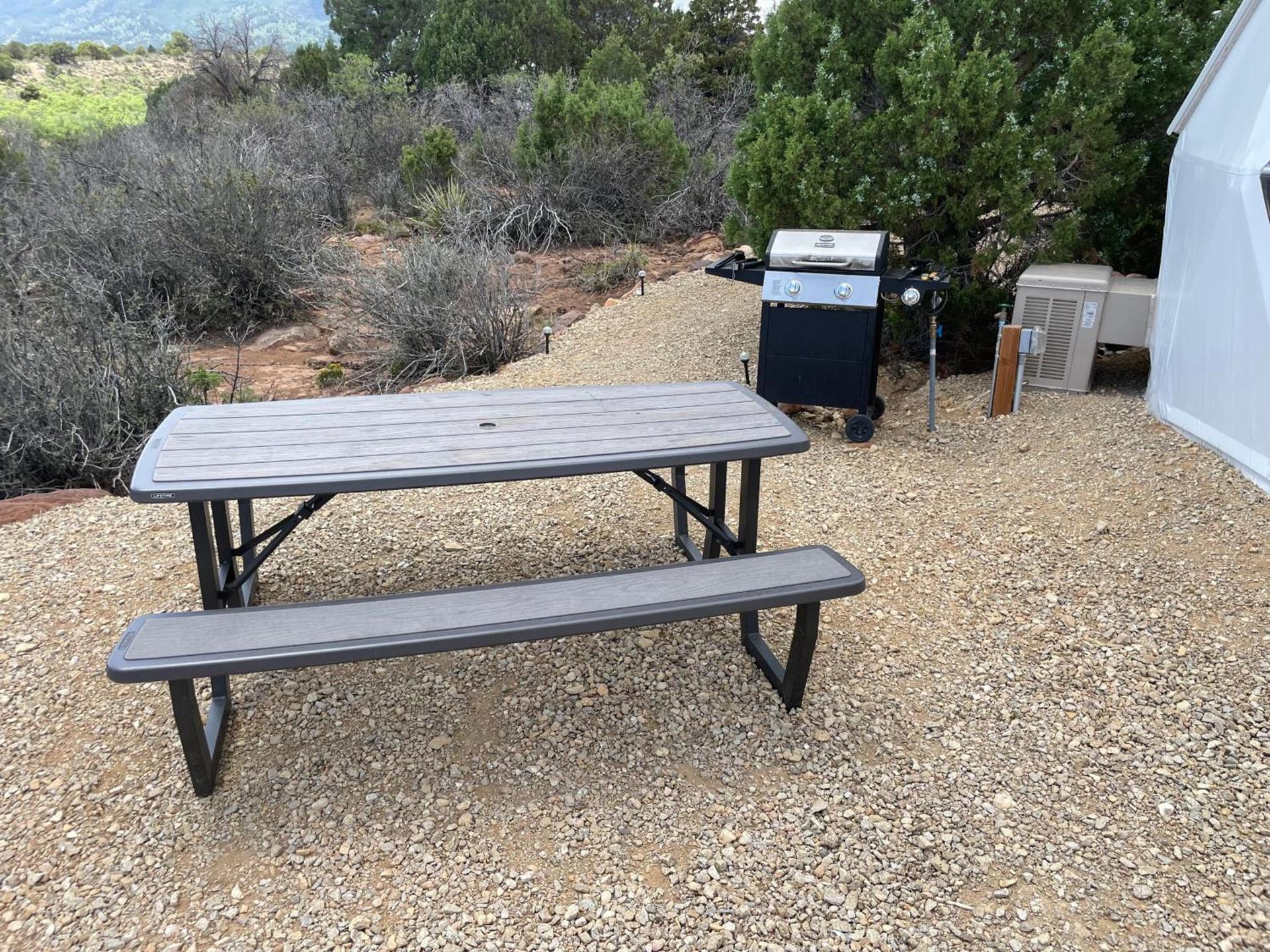 Canyon Rim Domes - A Luxury Glamping Experience!! photo 15