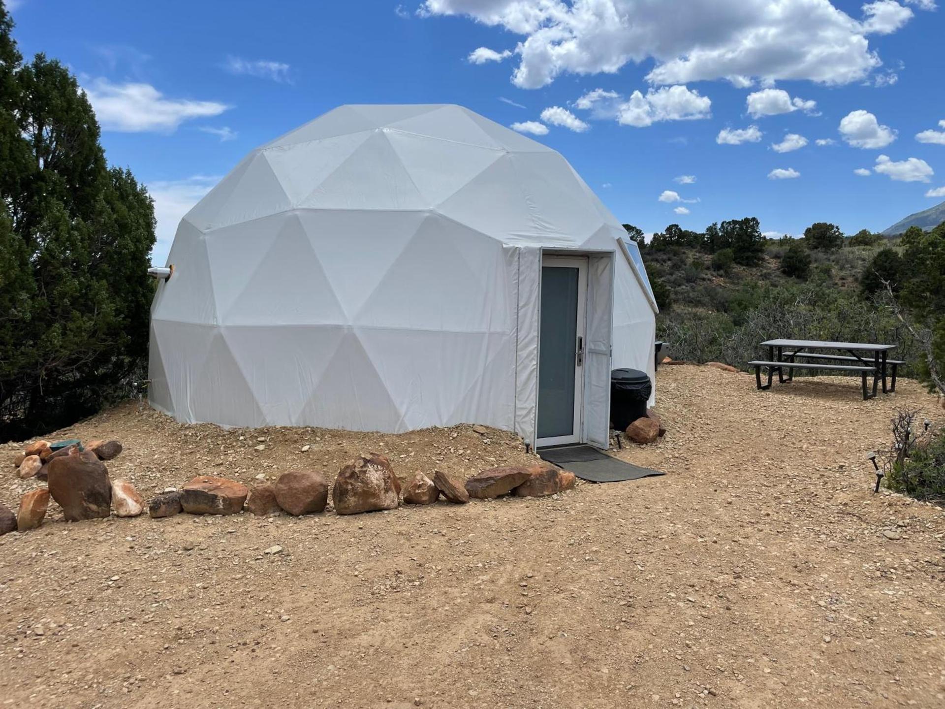 Canyon Rim Domes - A Luxury Glamping Experience!! photo 50